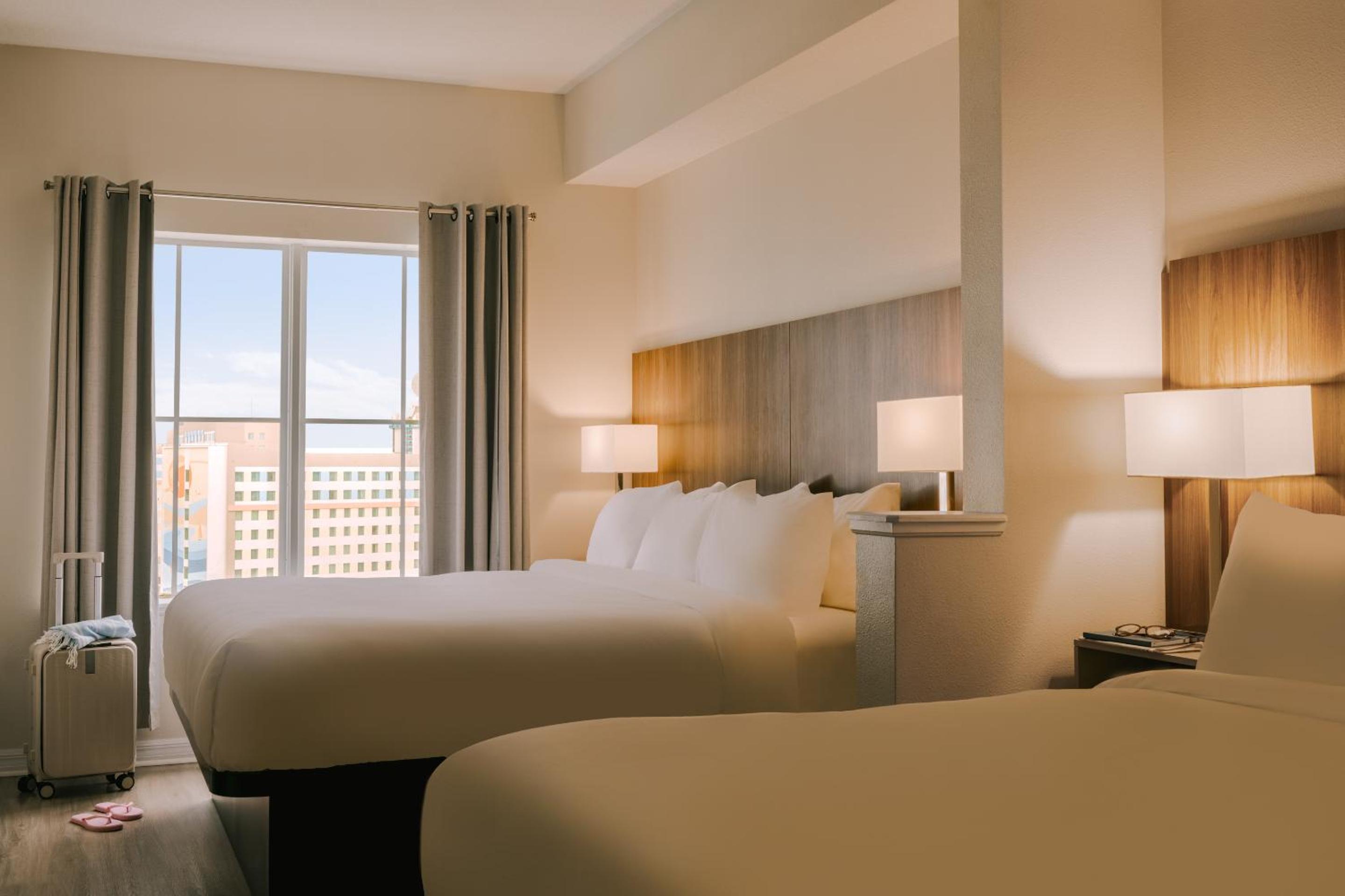 King Room With Two King Beds