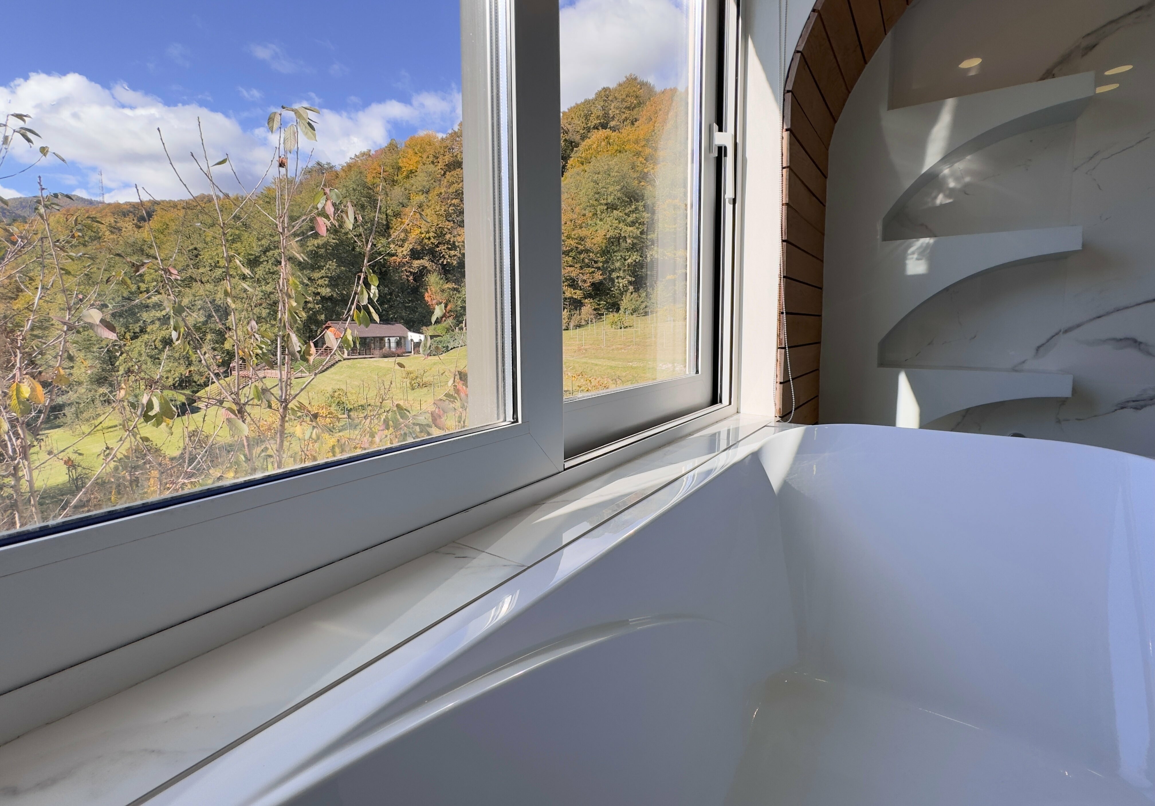 Люкс с видом на горы