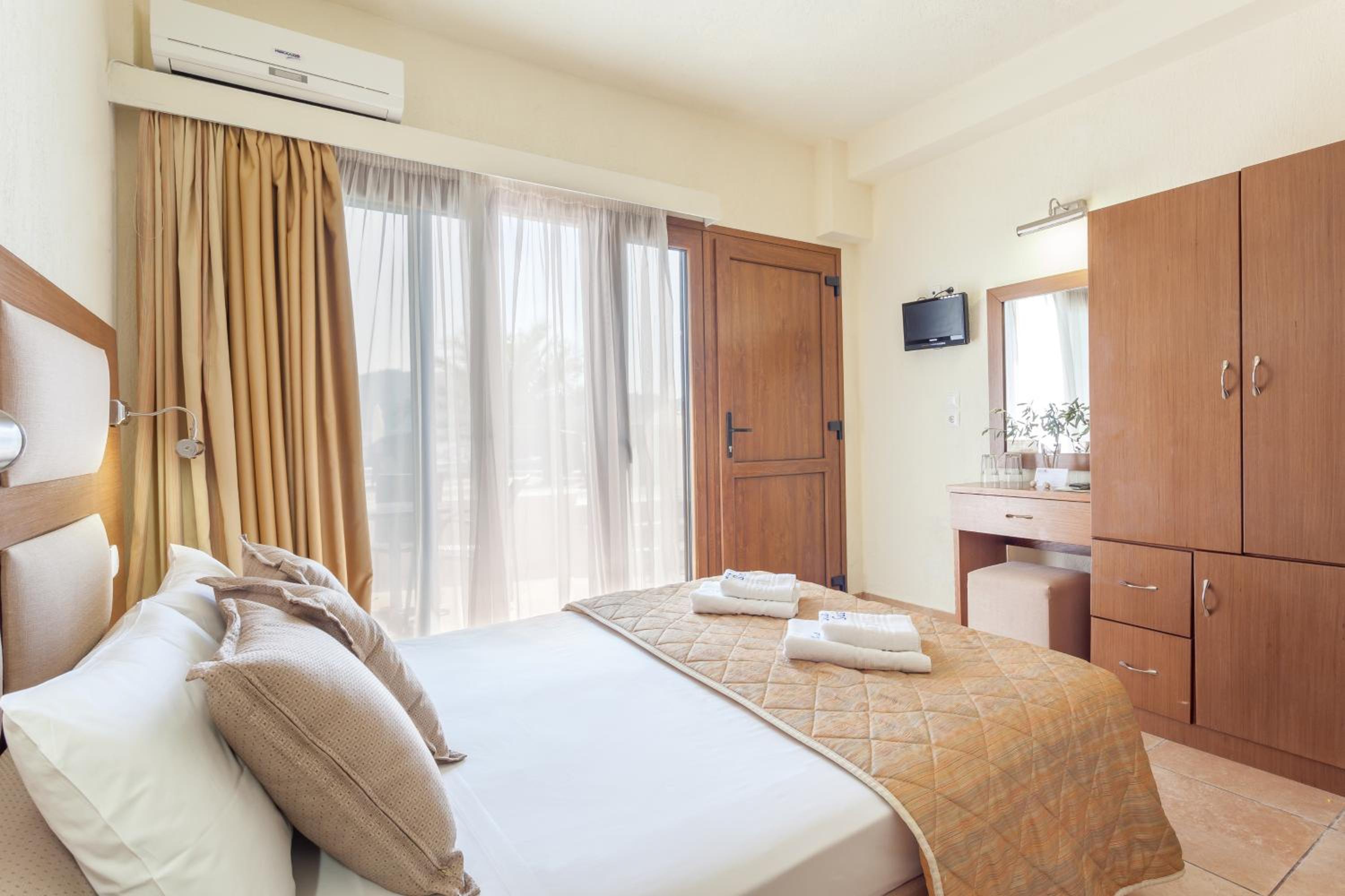 Double Room - Ground Floor