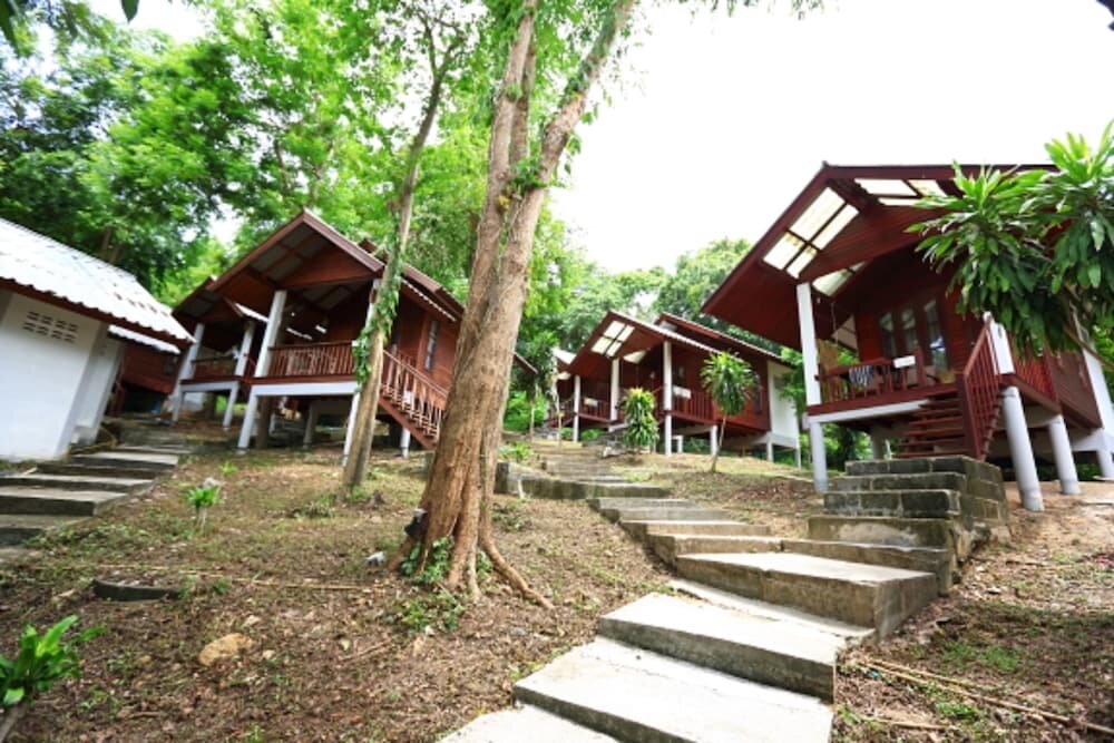 Standard Bungalow, 1 King Bed, Garden View