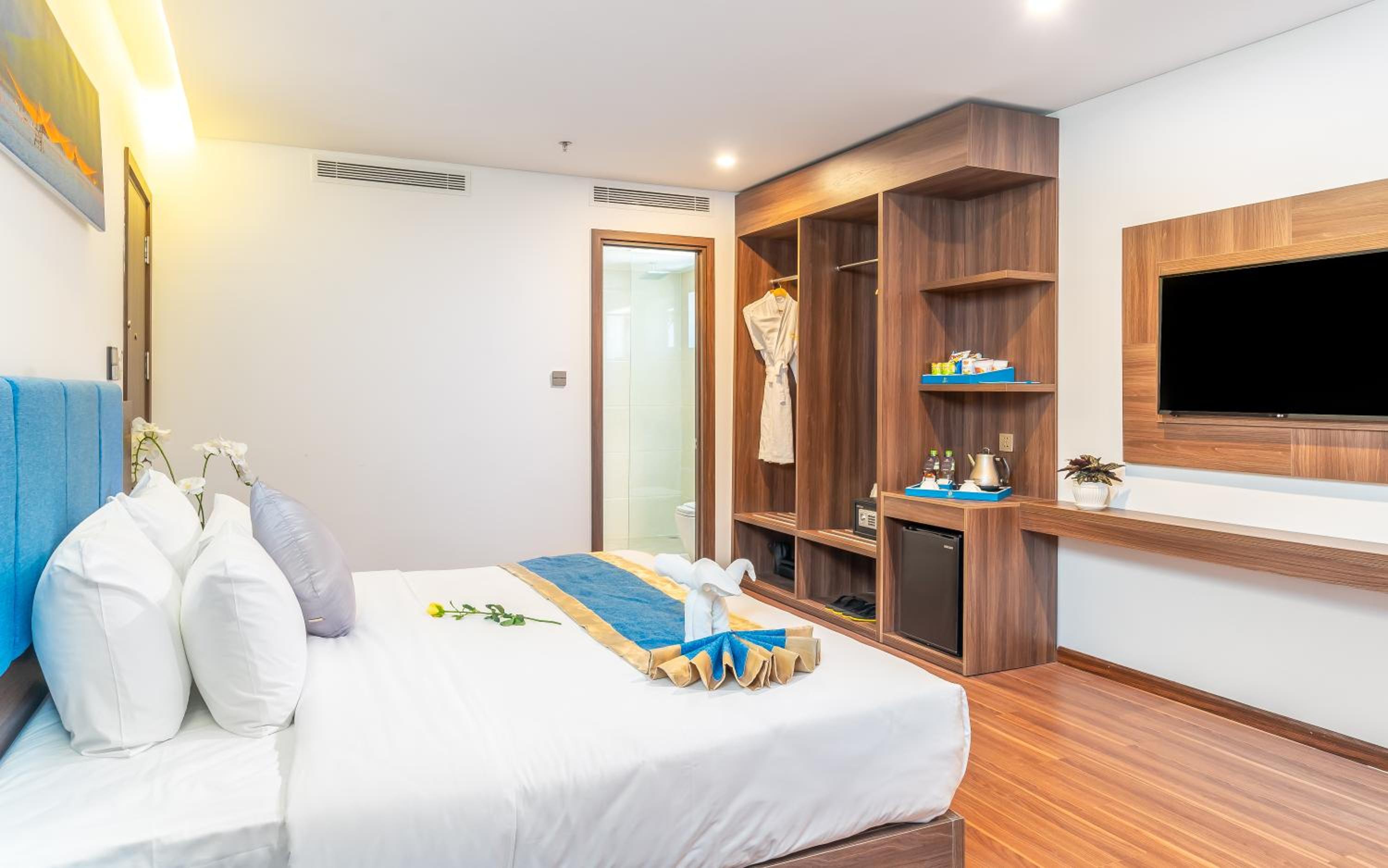 Premium Deluxe Double Room with Sea View