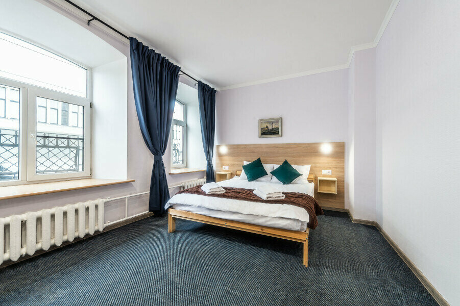 Двухместная комната "Комфорт" с 1 двуспальной кроватью и с собственной ванной комнатой