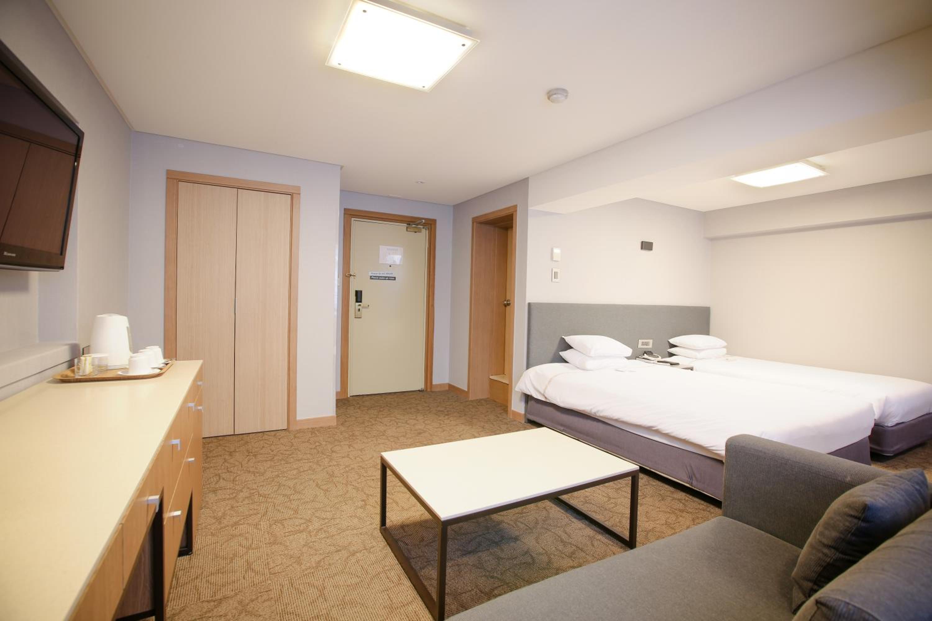 Grand Family Deluxe Room 