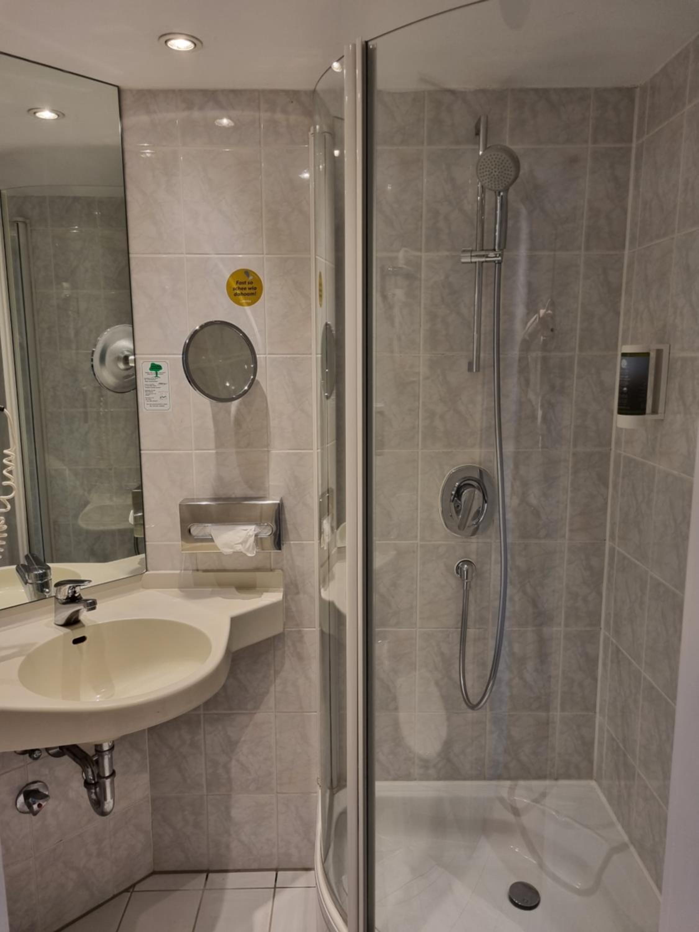 Large Double Room