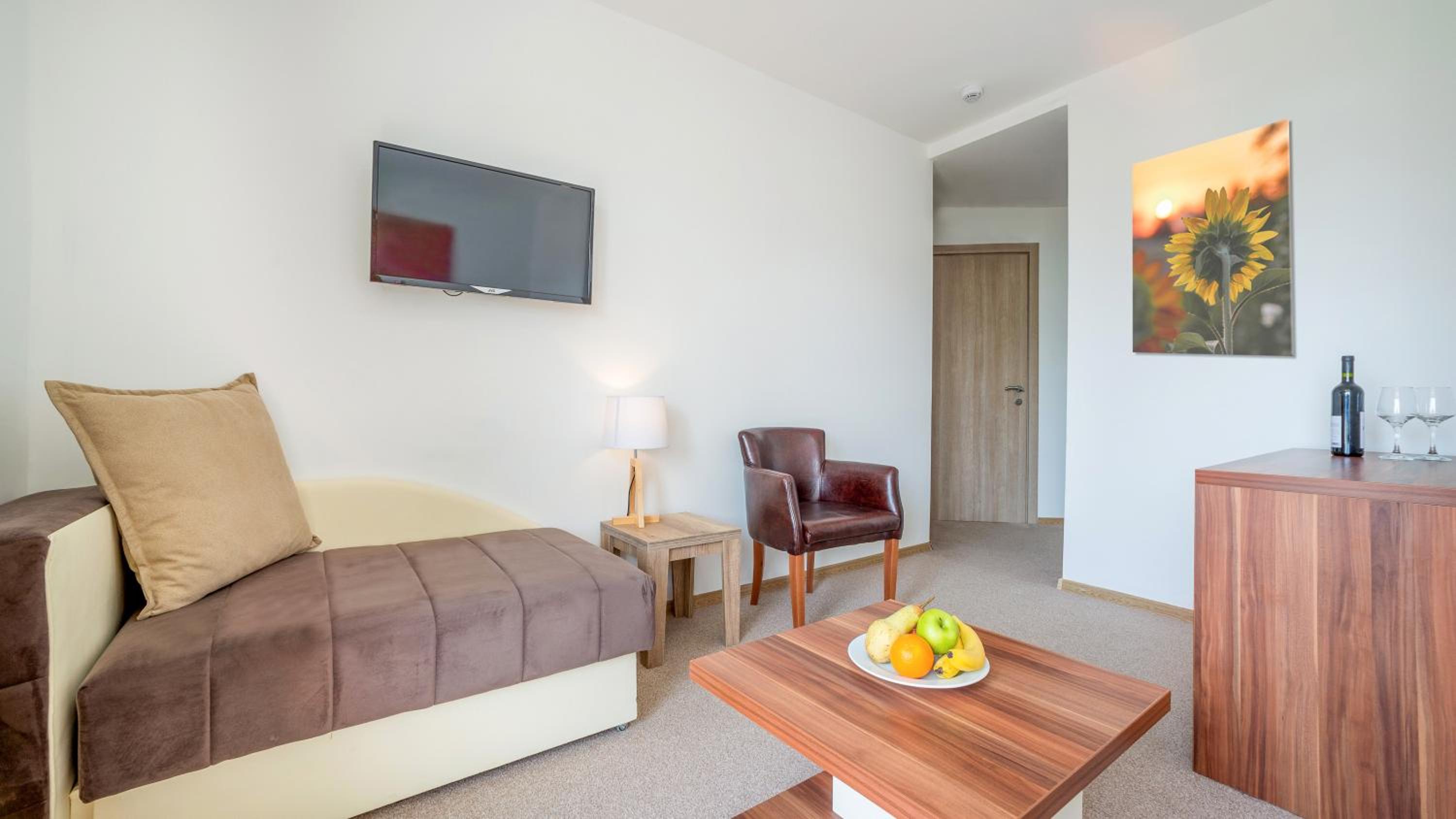 One-Bedroom Suite