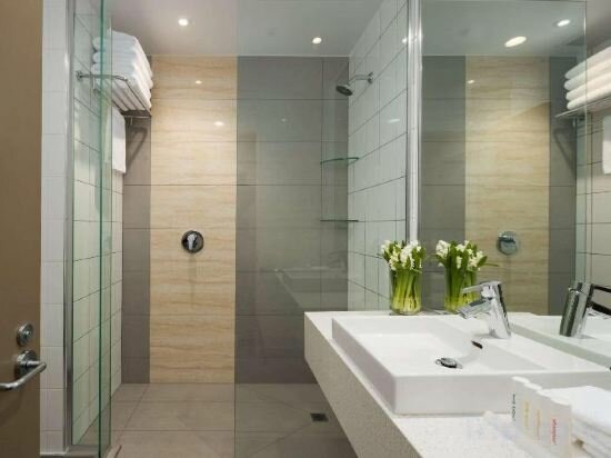 Premium King Room with Harbour View