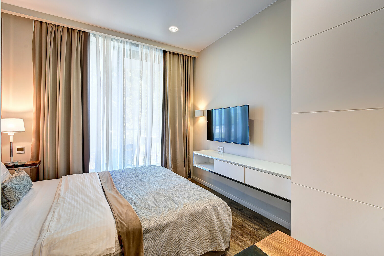 Студия с Террасой 1-204