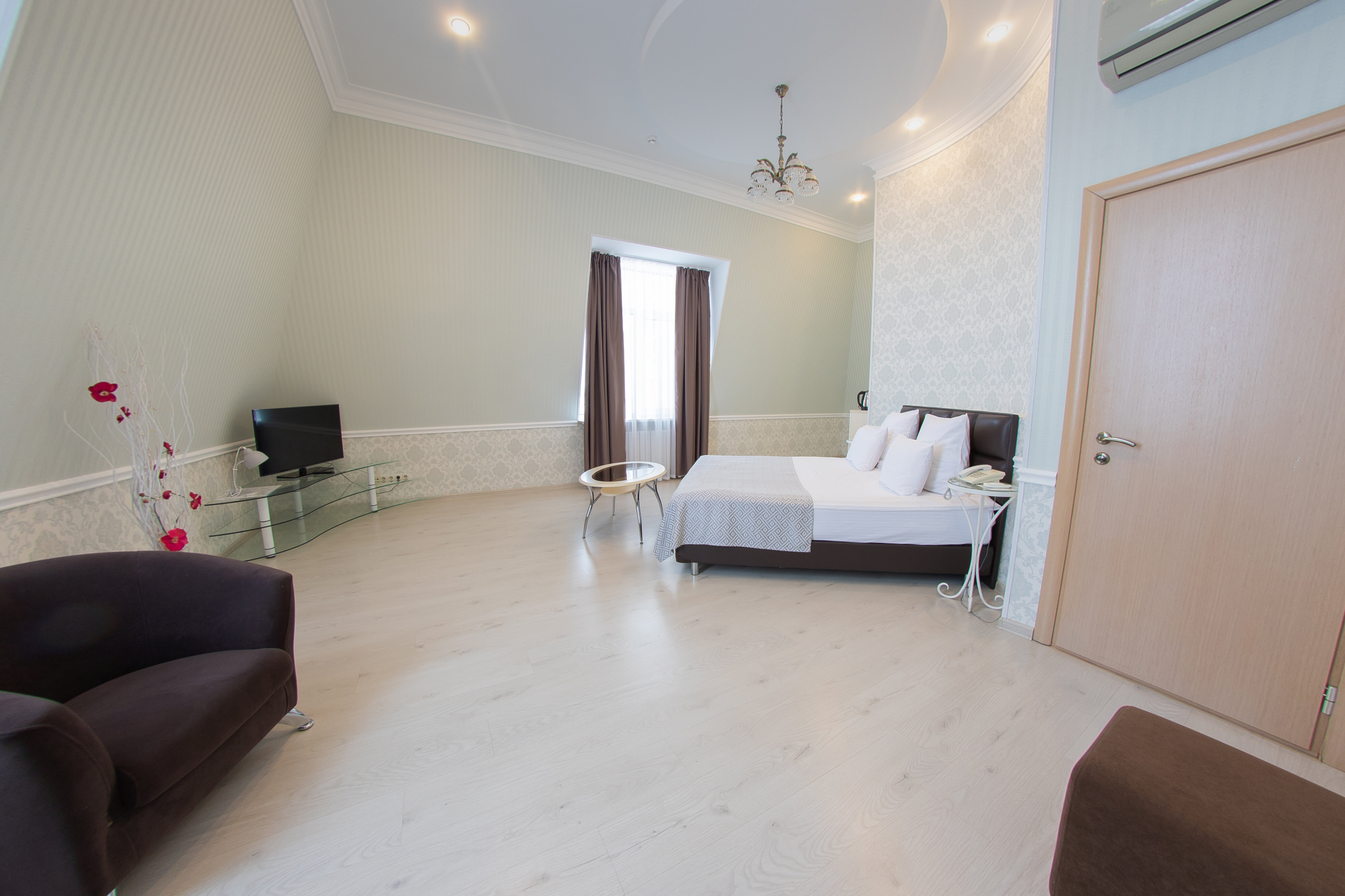 Люкс с гидромассажной ванной