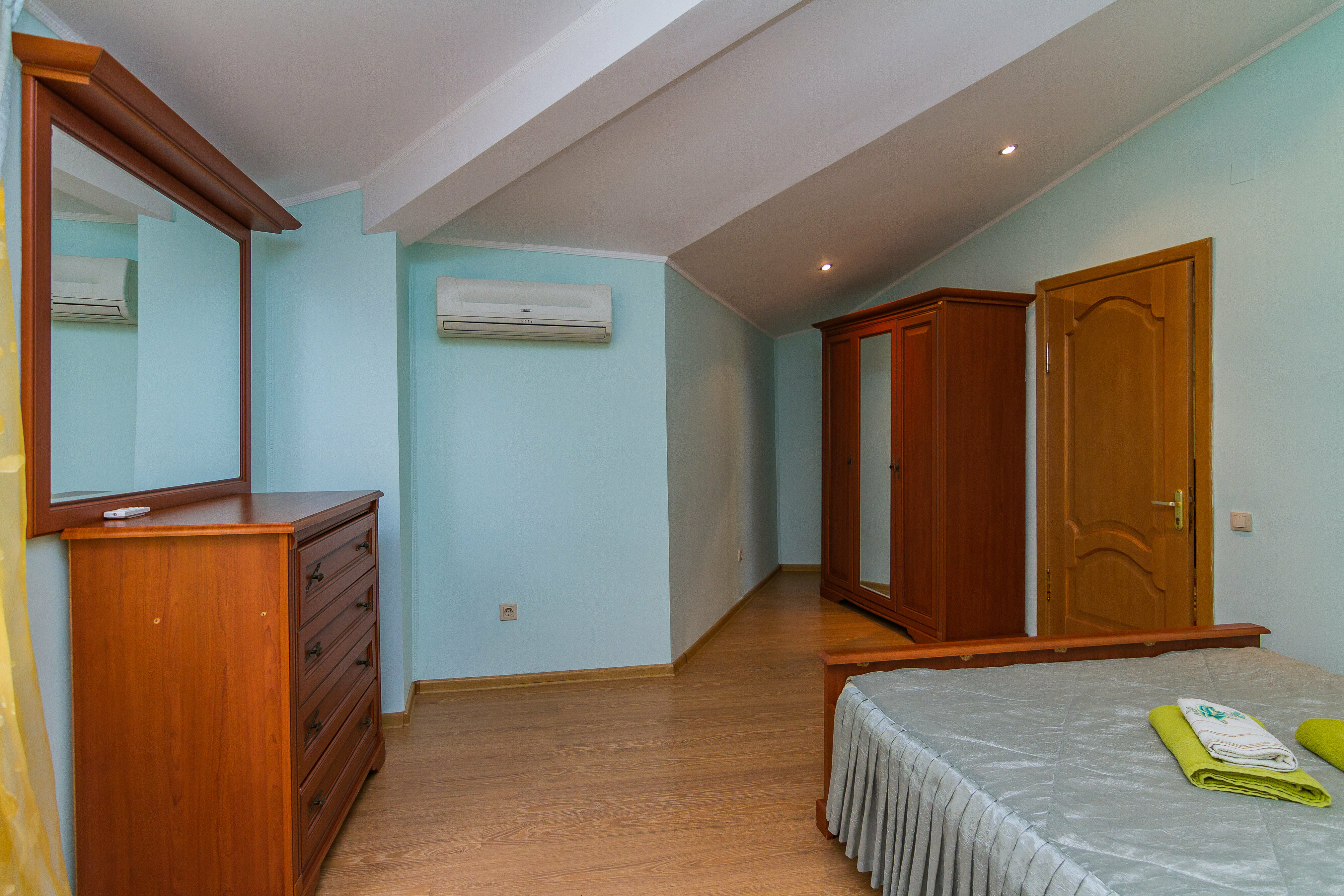 Семейный номер с балконом