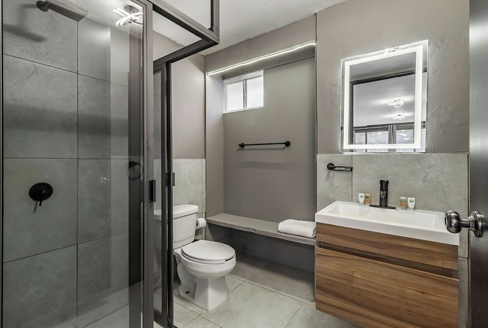 Luxury Suite