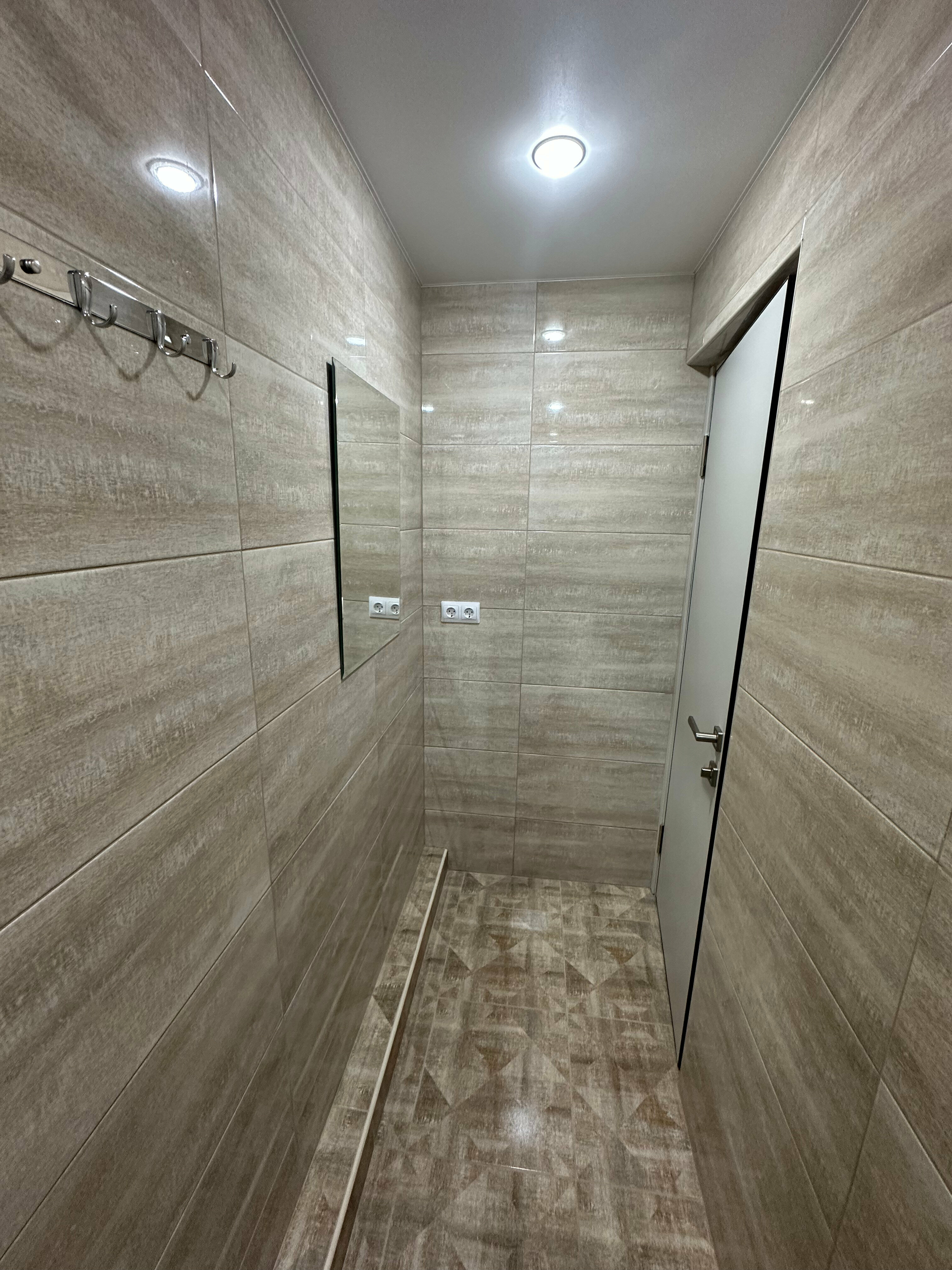 Двухкомнатный, двухэтажный дом