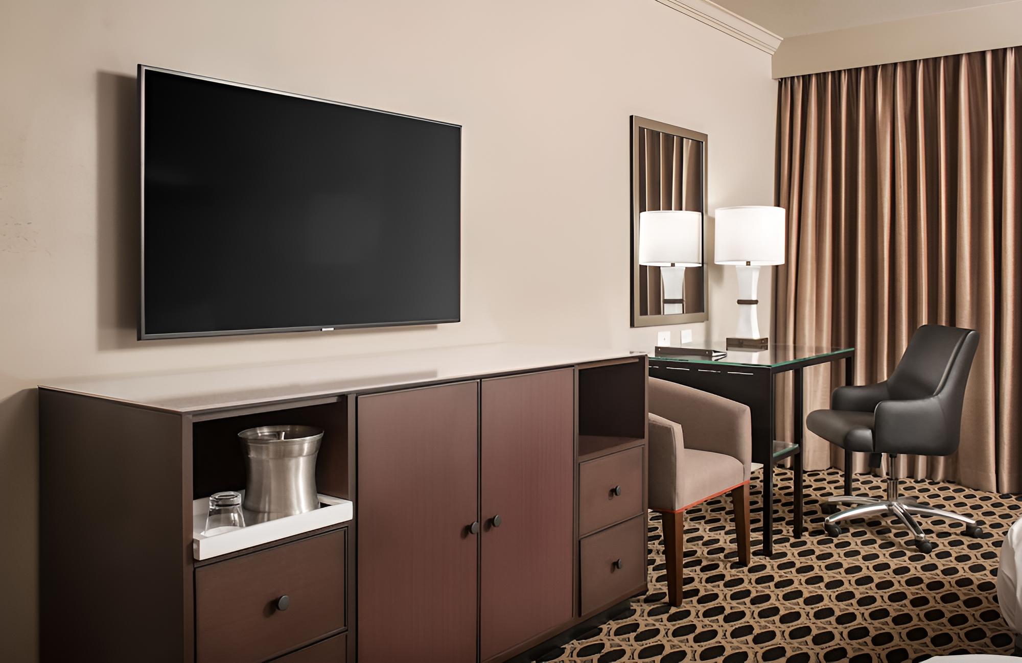 Room, Accessible, Bathtub (Parlor)