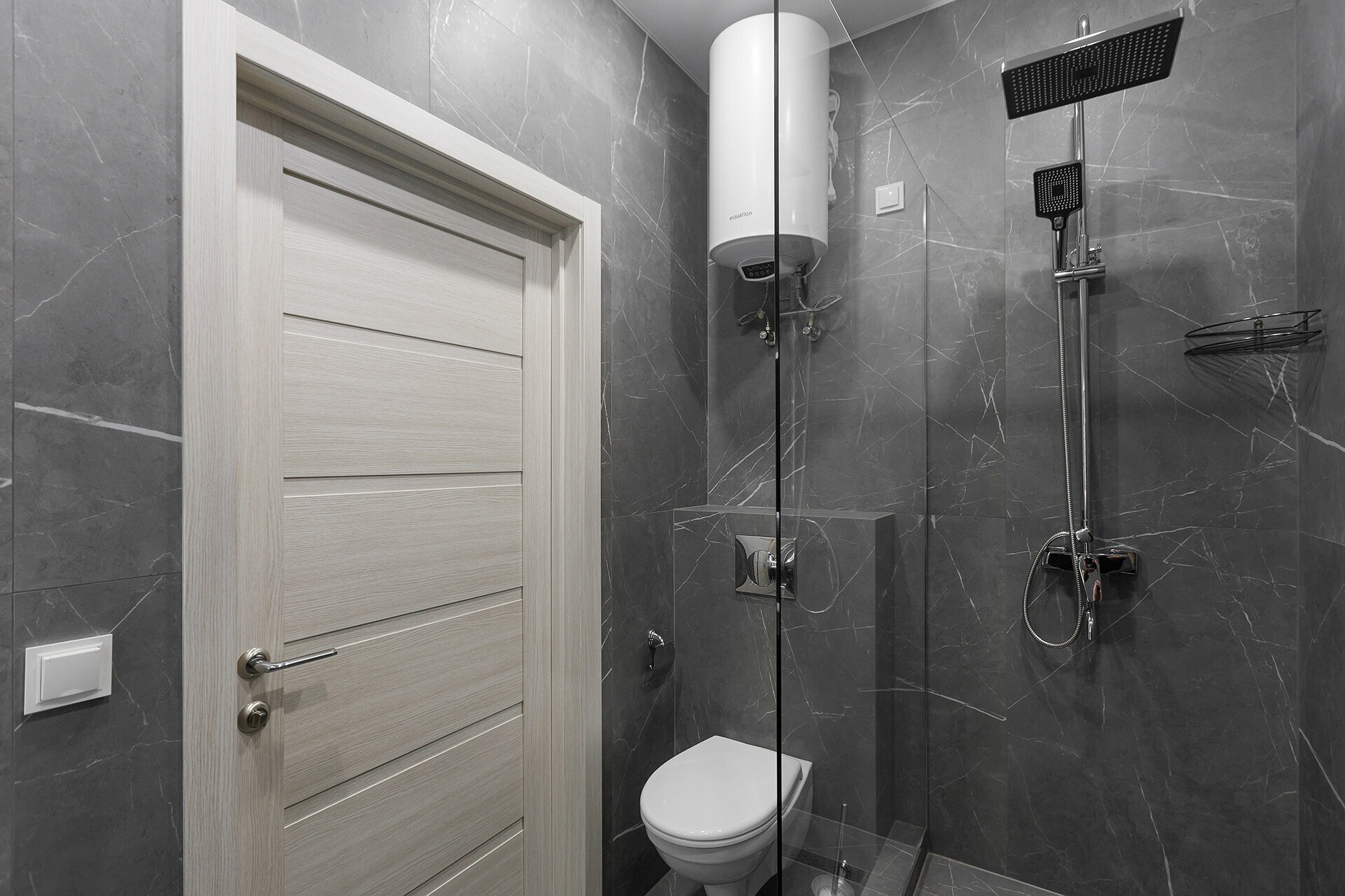 Апартаменты с видом на реку (светлый интерьер)