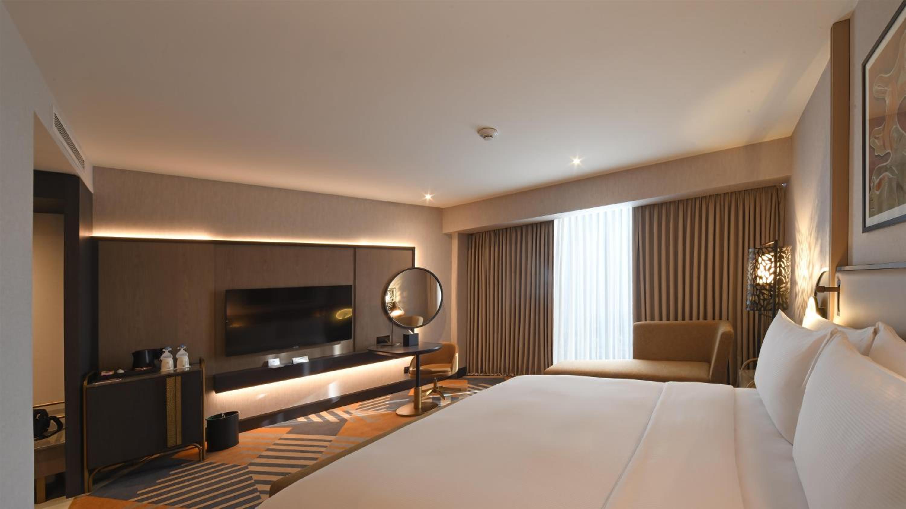 Premium King Room