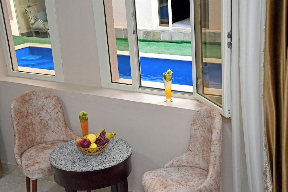Deluxe Double Room, Pool View