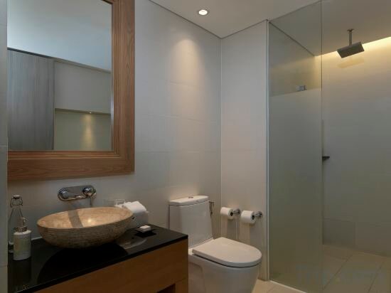 Two Bedroom Pool Suite