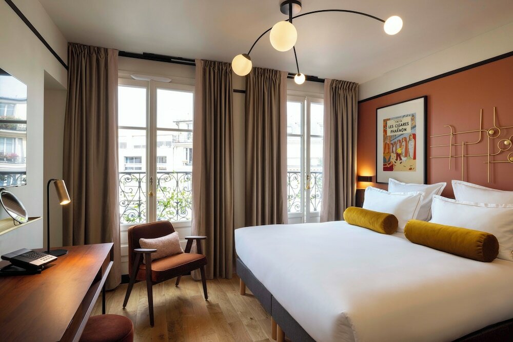 Superior Double Room, City View