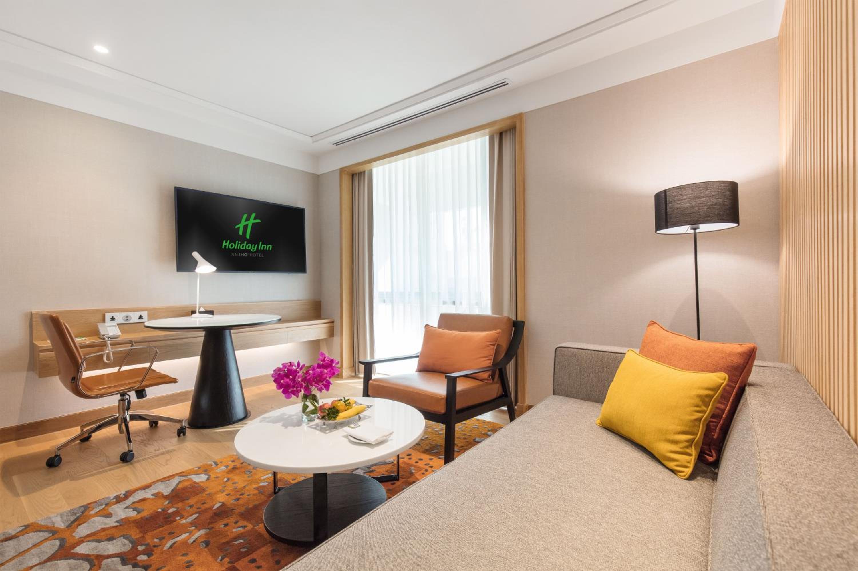 1 King One-Bedroom Suite Living Area