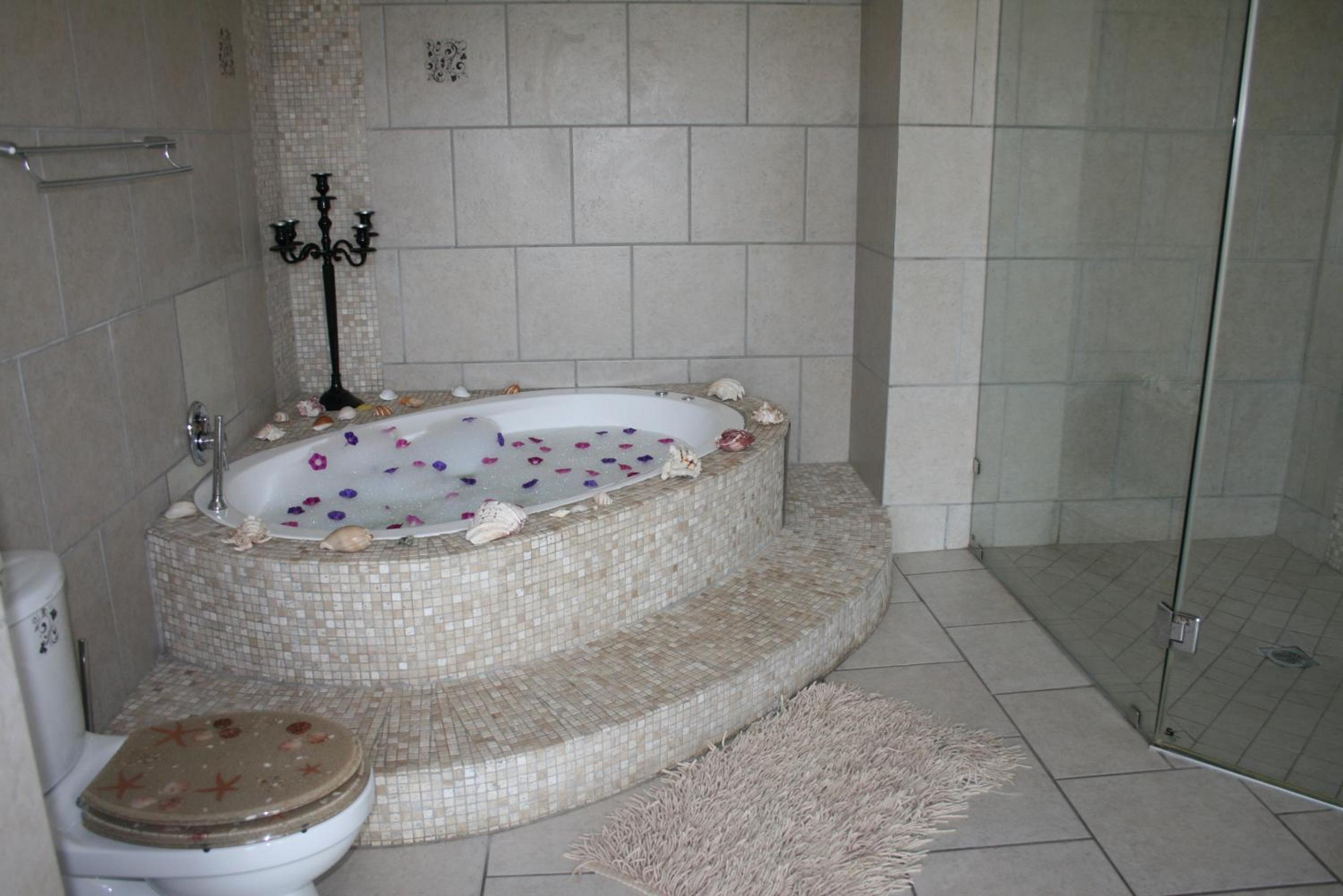 Luxury Suite With Spa Bath