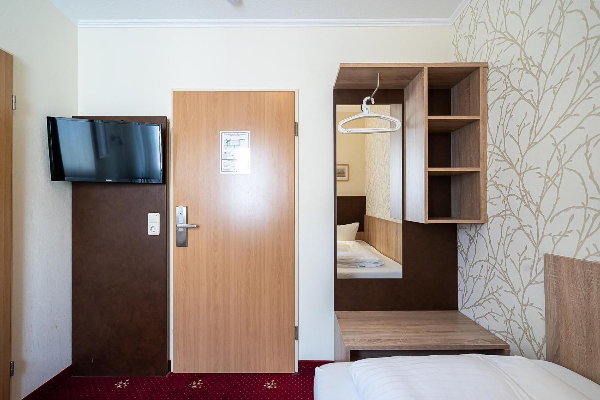 Standard Single Room