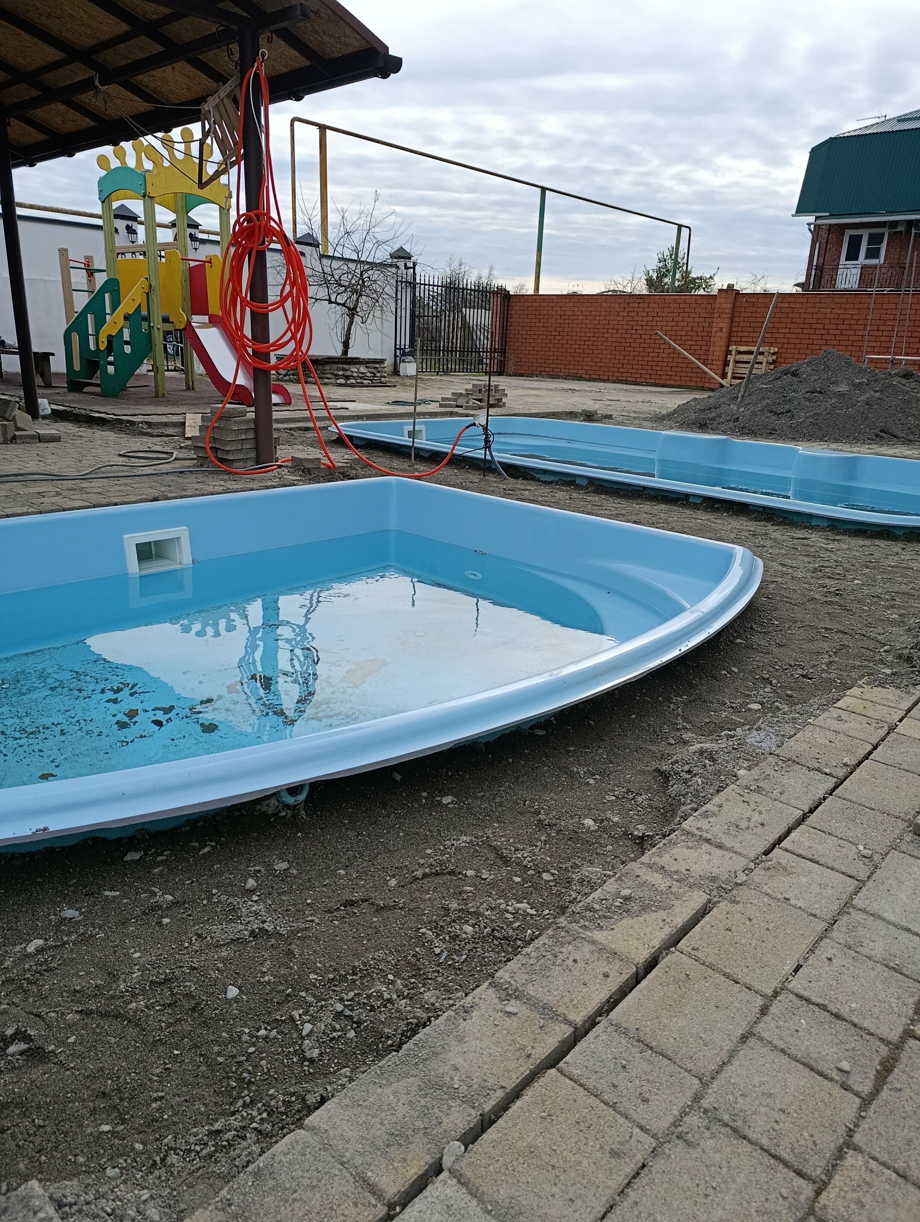 Трехместный номер с балконом