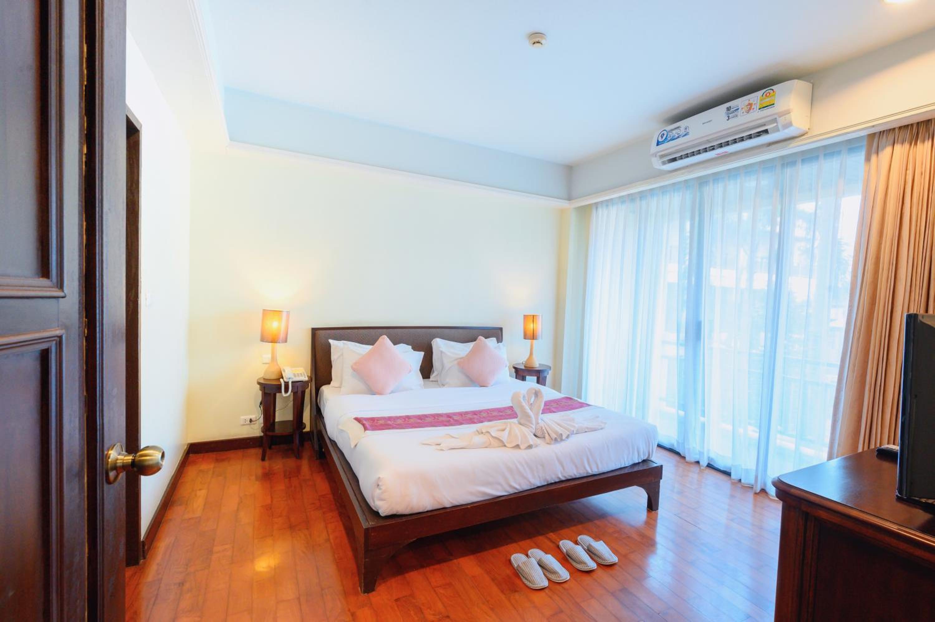 One-Bedroom Suite