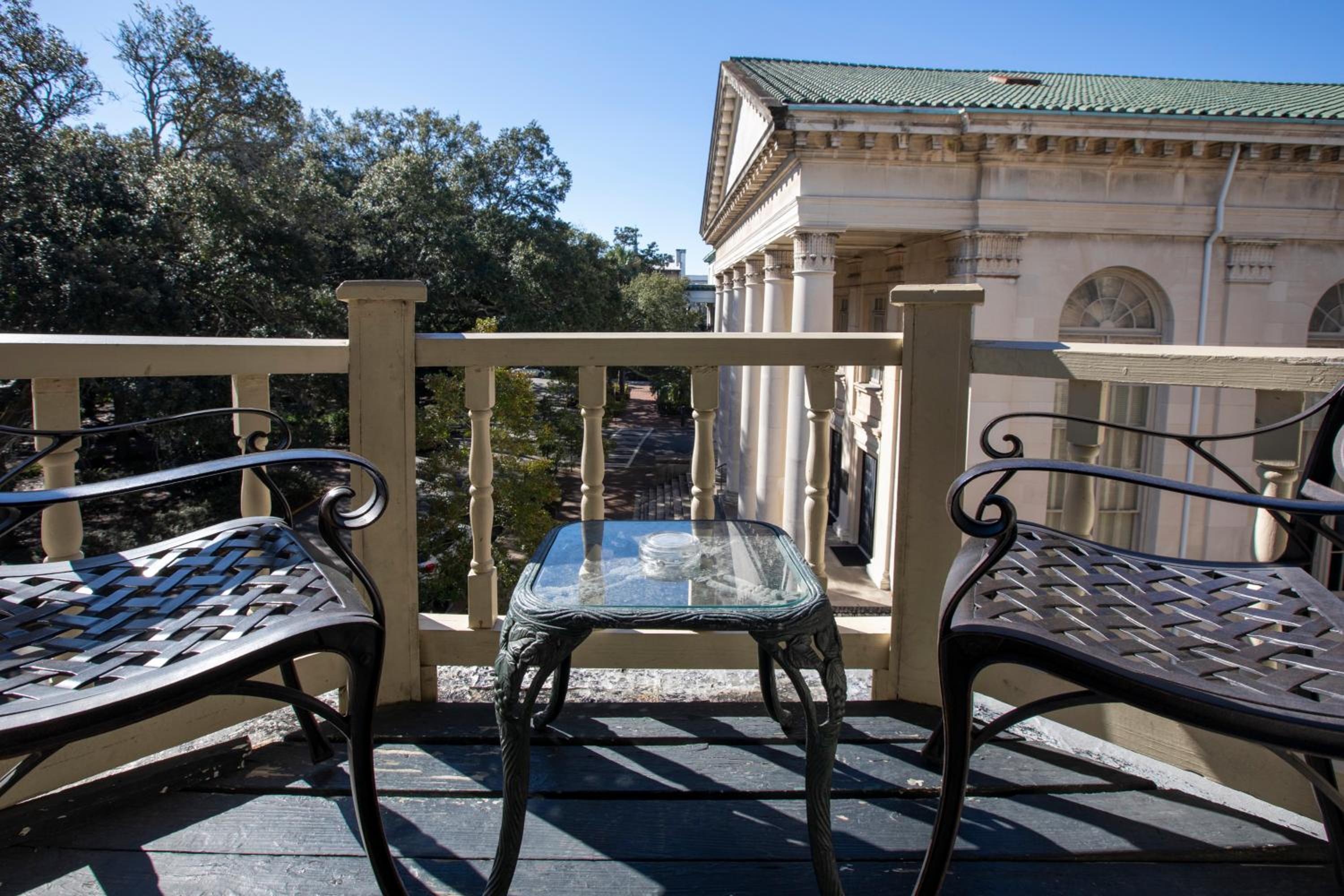 Westmorland- King Room 304