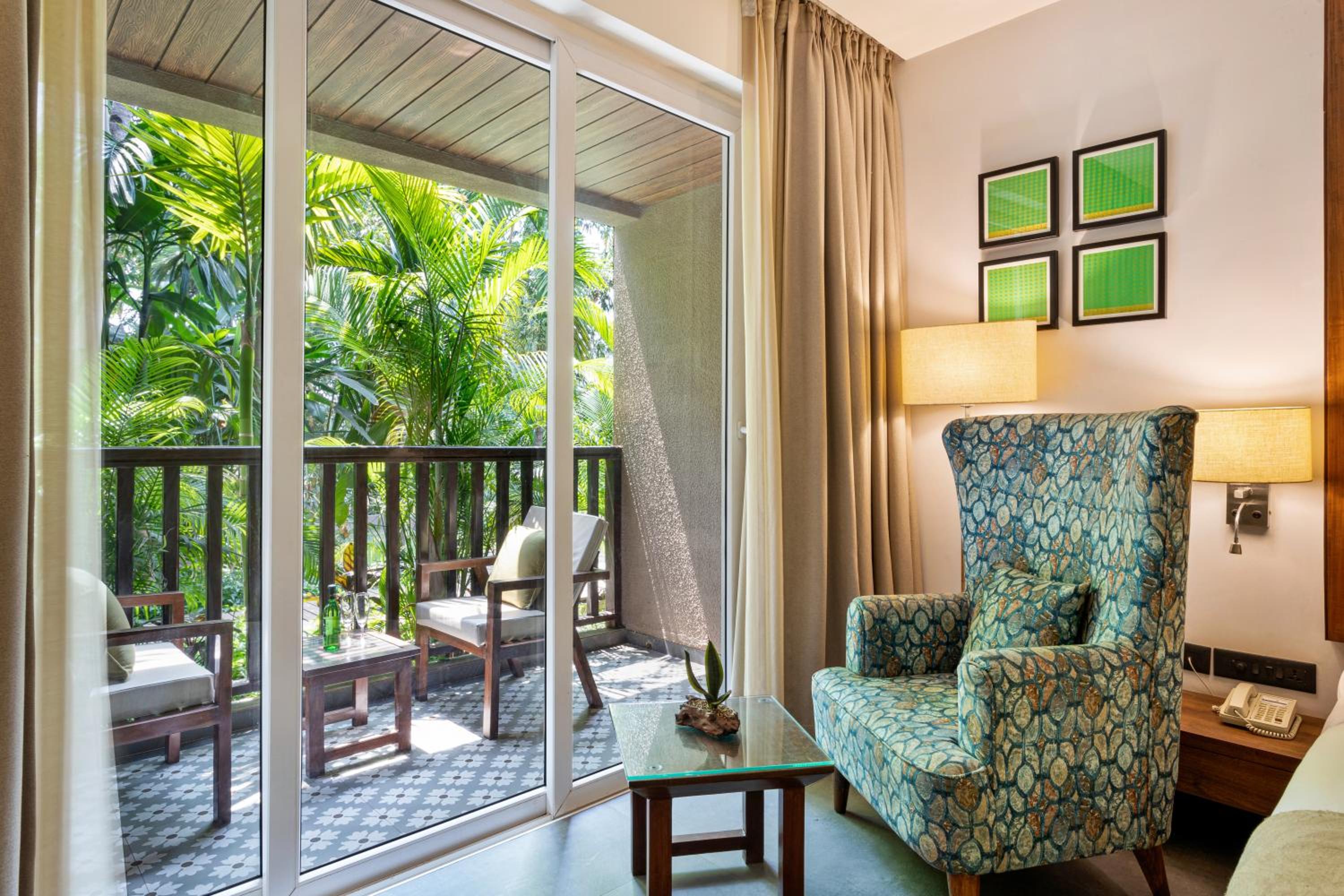 Superior Deluxe Room with Balcony (with complimentary Kayaking and 20% off on Massage session)