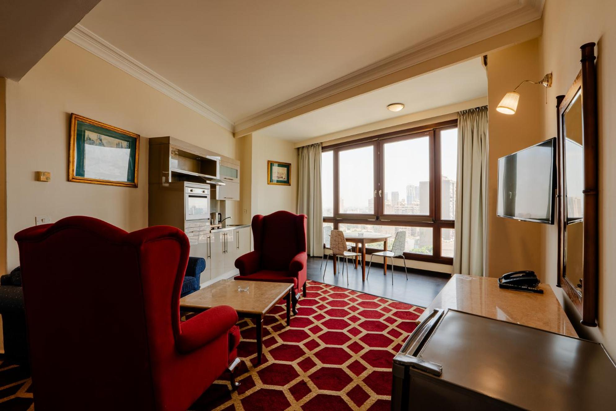 Superior King Suite