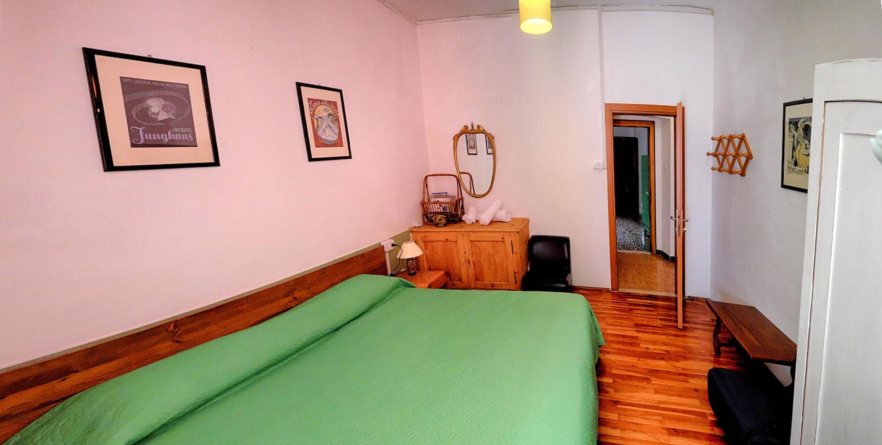 Triple Room with Private Bathroom