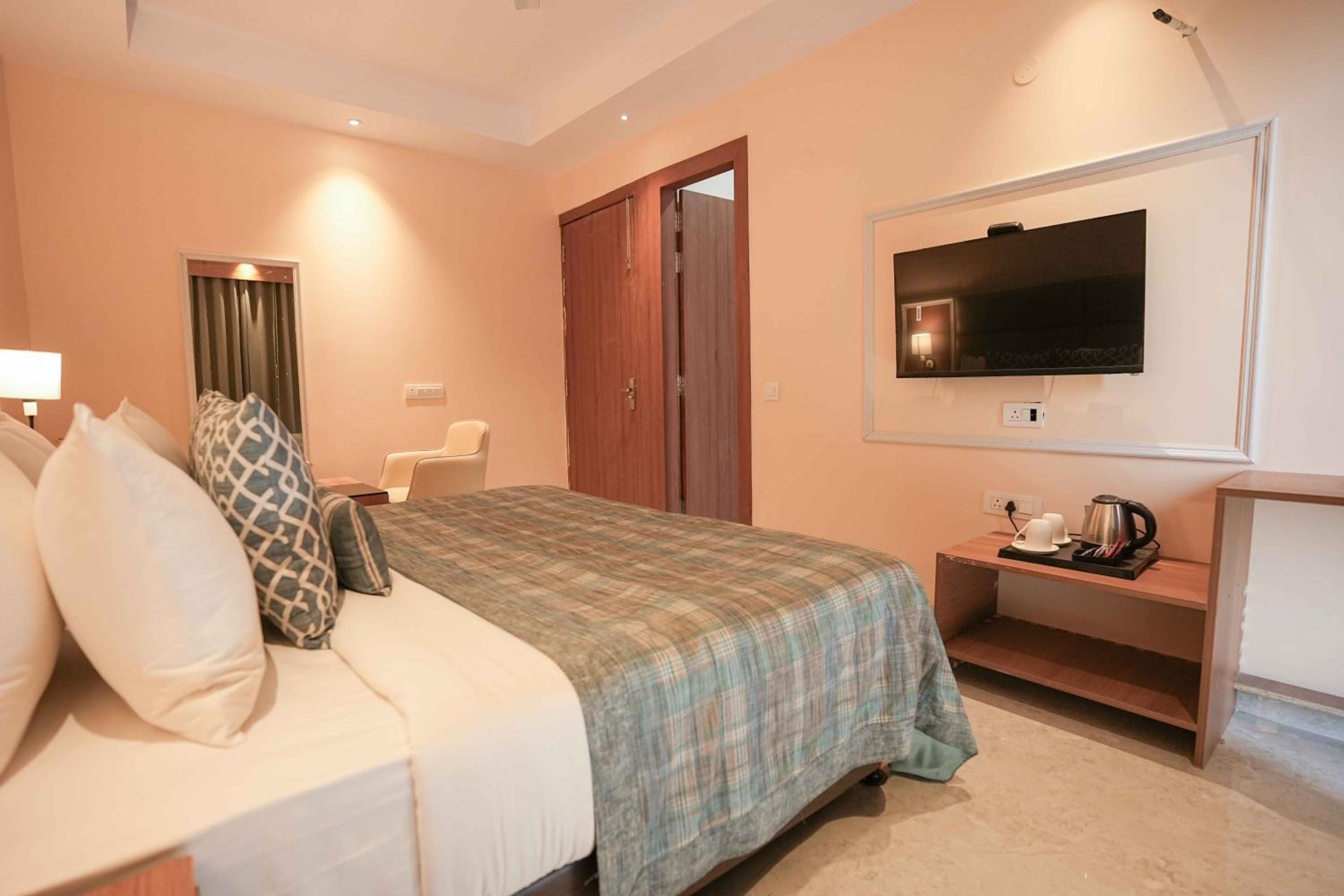 Economy Double or Twin Room