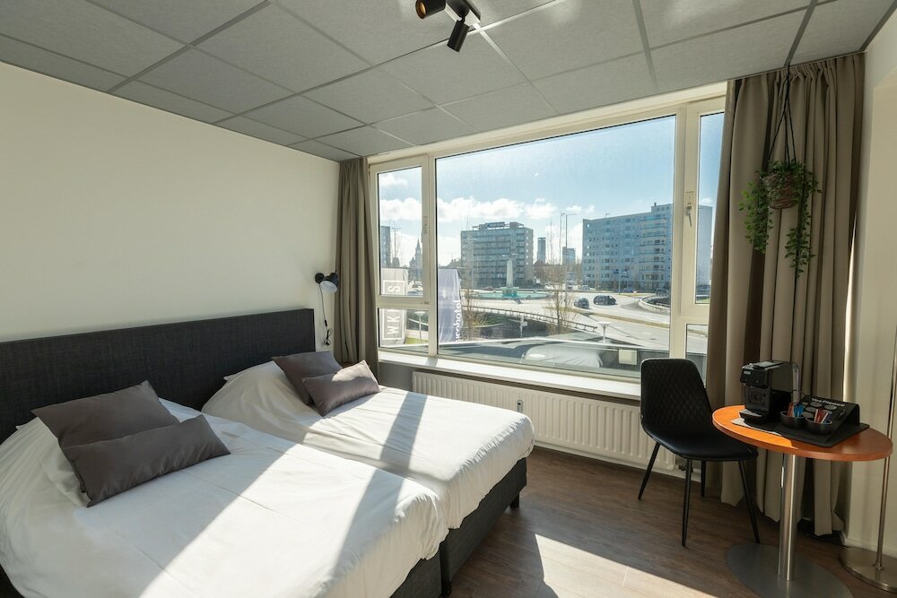 Basic Double Room, City View