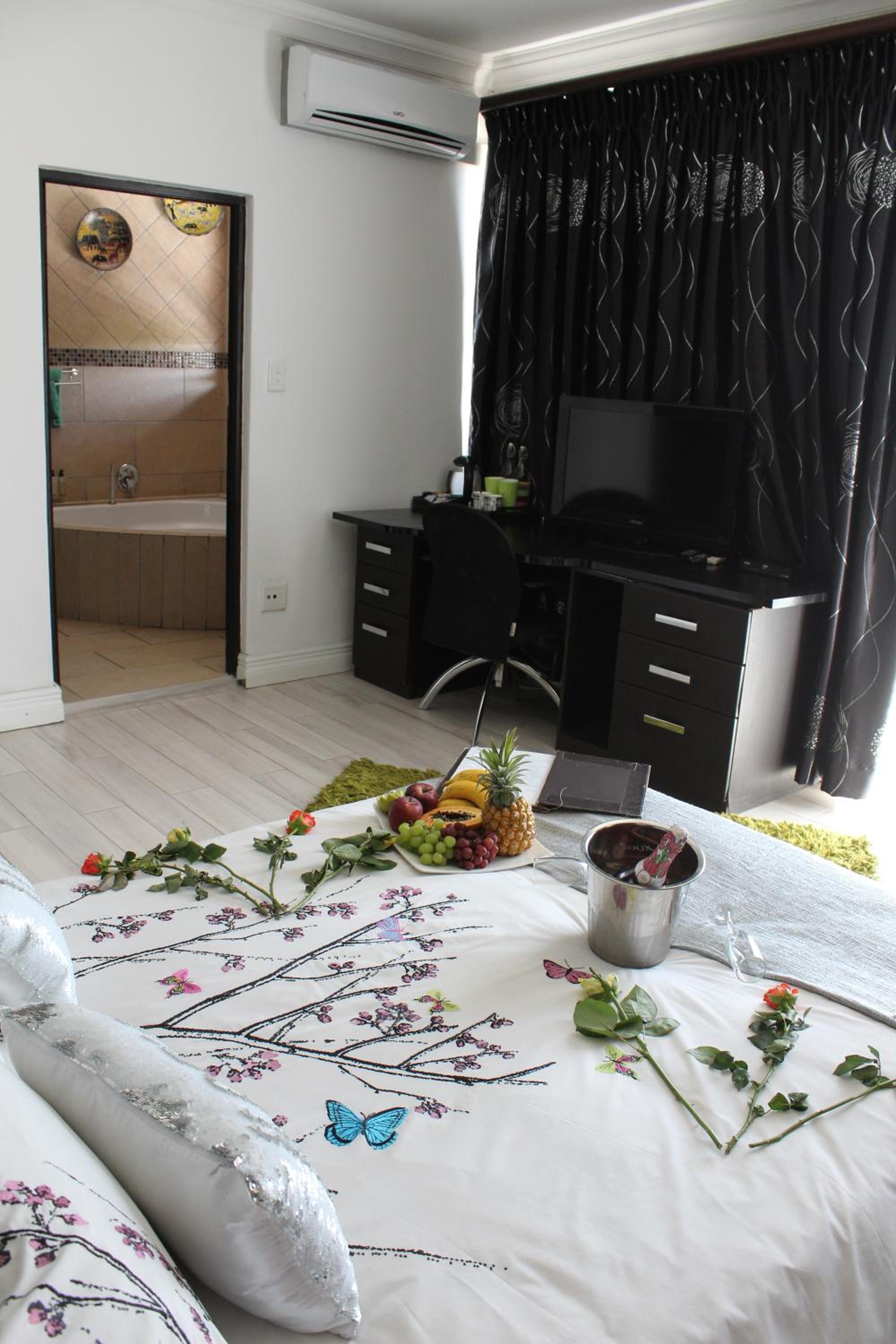 Deluxe Double Room With Jacuzzi Bath