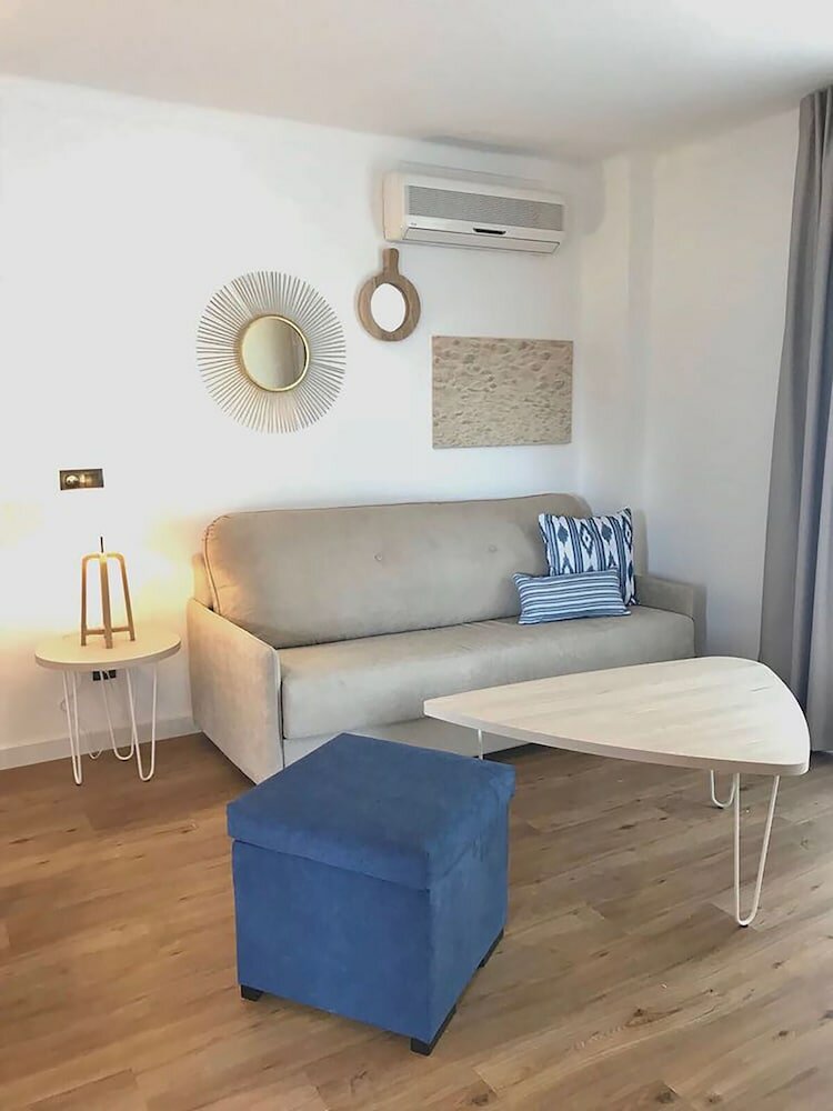 Apartment, 1 Bedroom, Balcony (2 adults + 2 children)