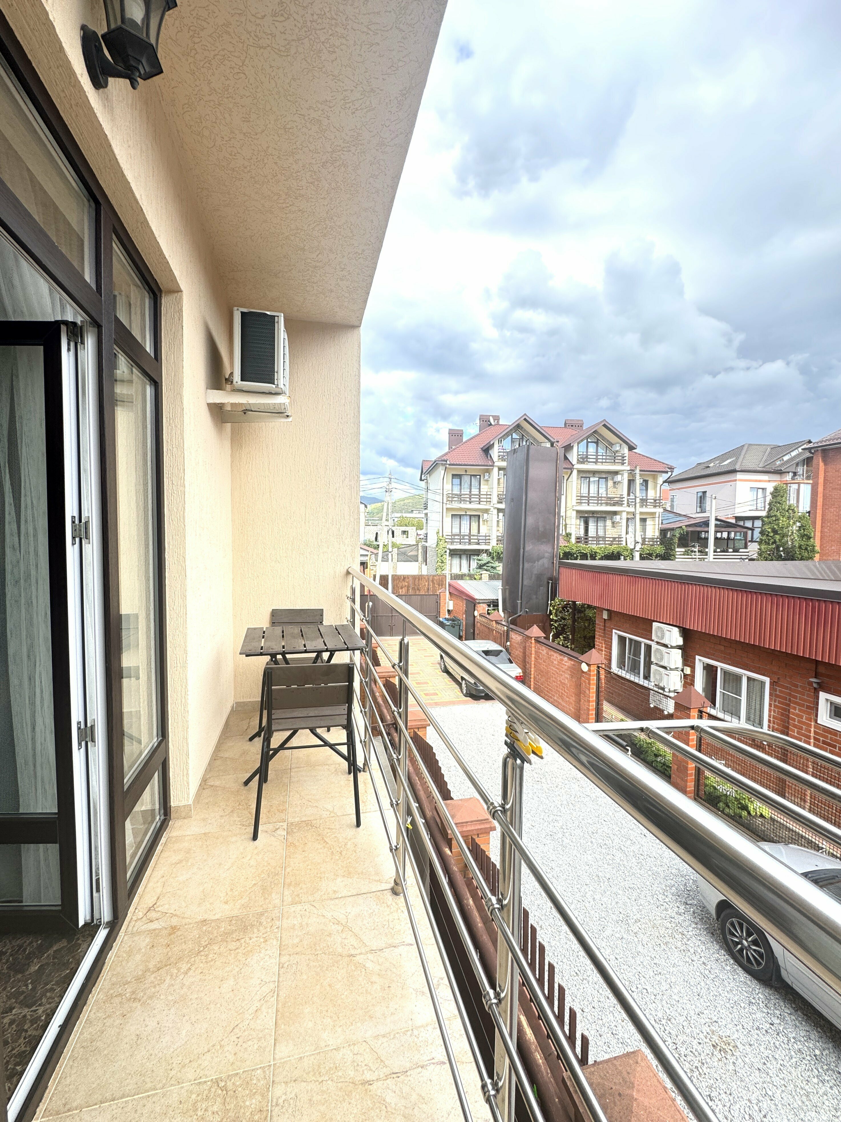 КОМФОРТ (КОРПУС МАНОЛИС) с балконом