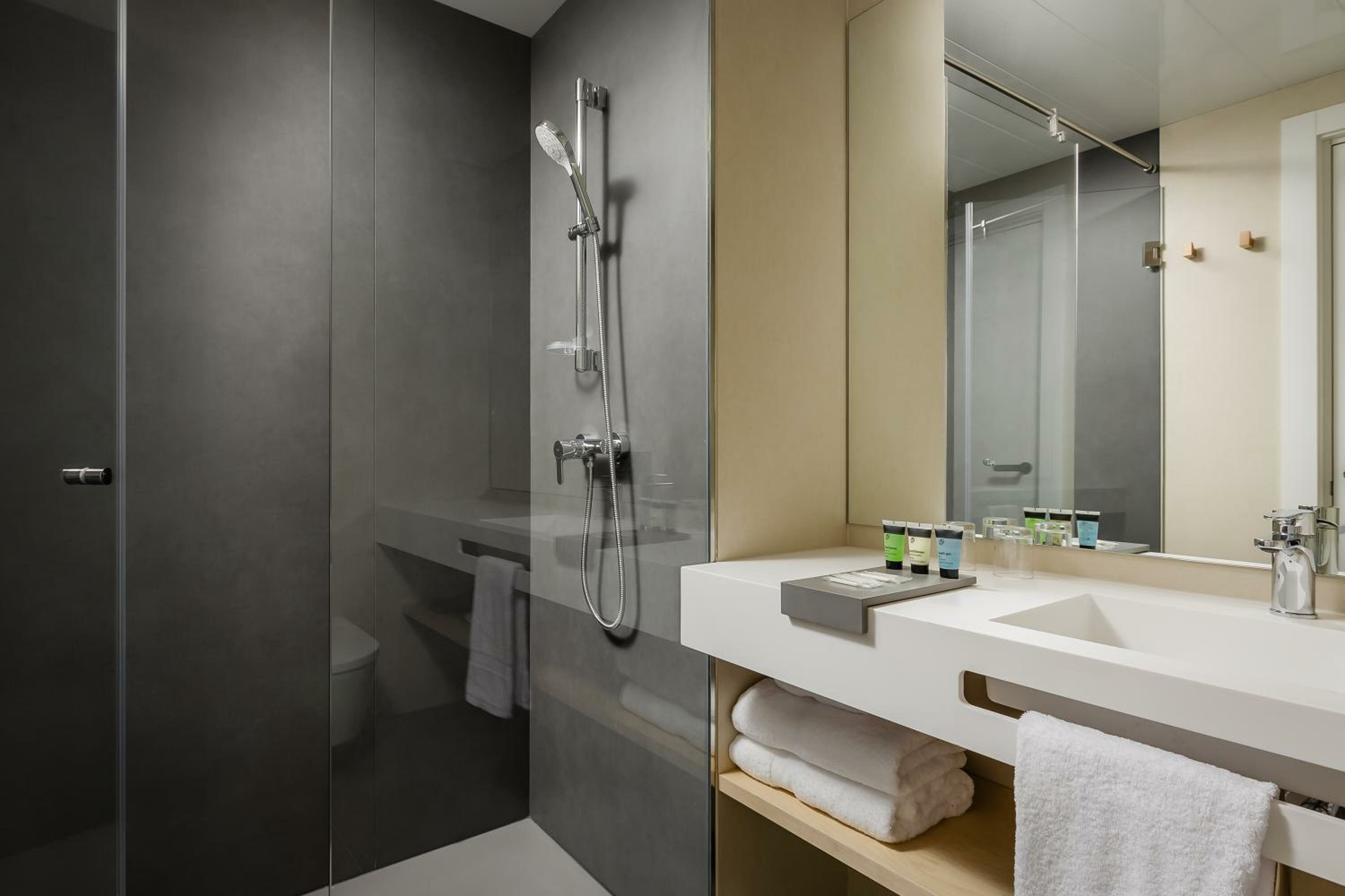 Superior Double or Twin Room with Terrace