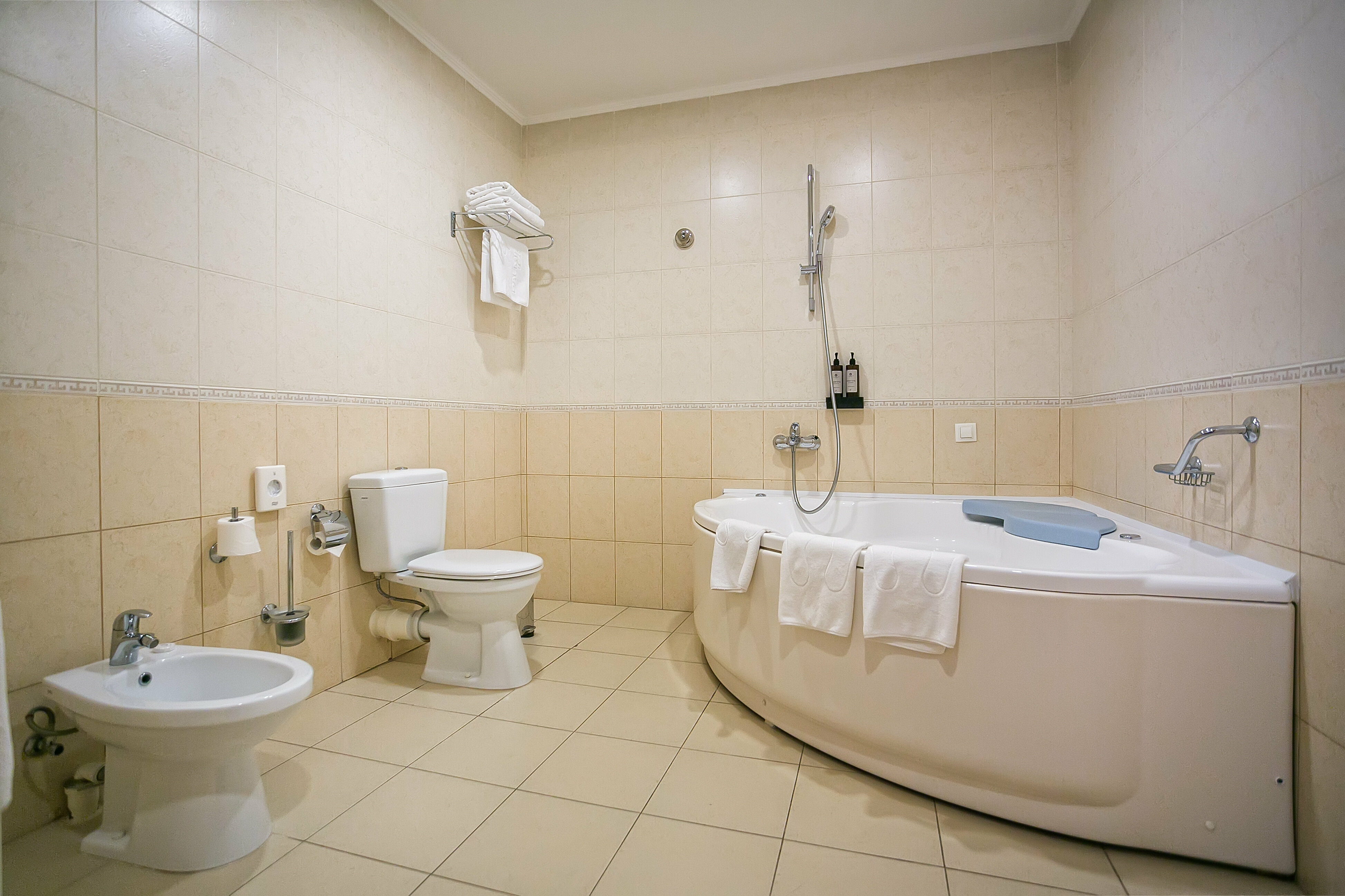 ЛЮКС С ВИДОМ НА ПАРК