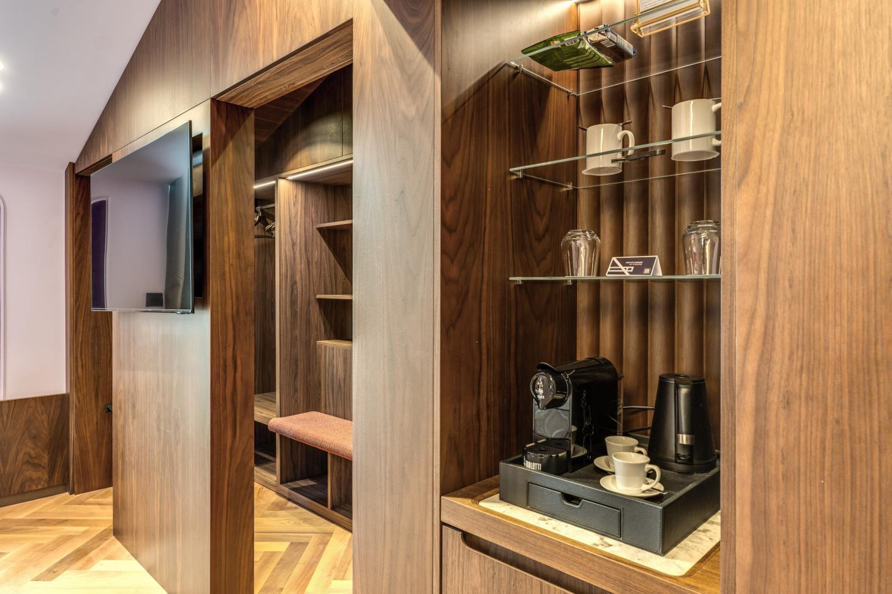 Suite with Terrace