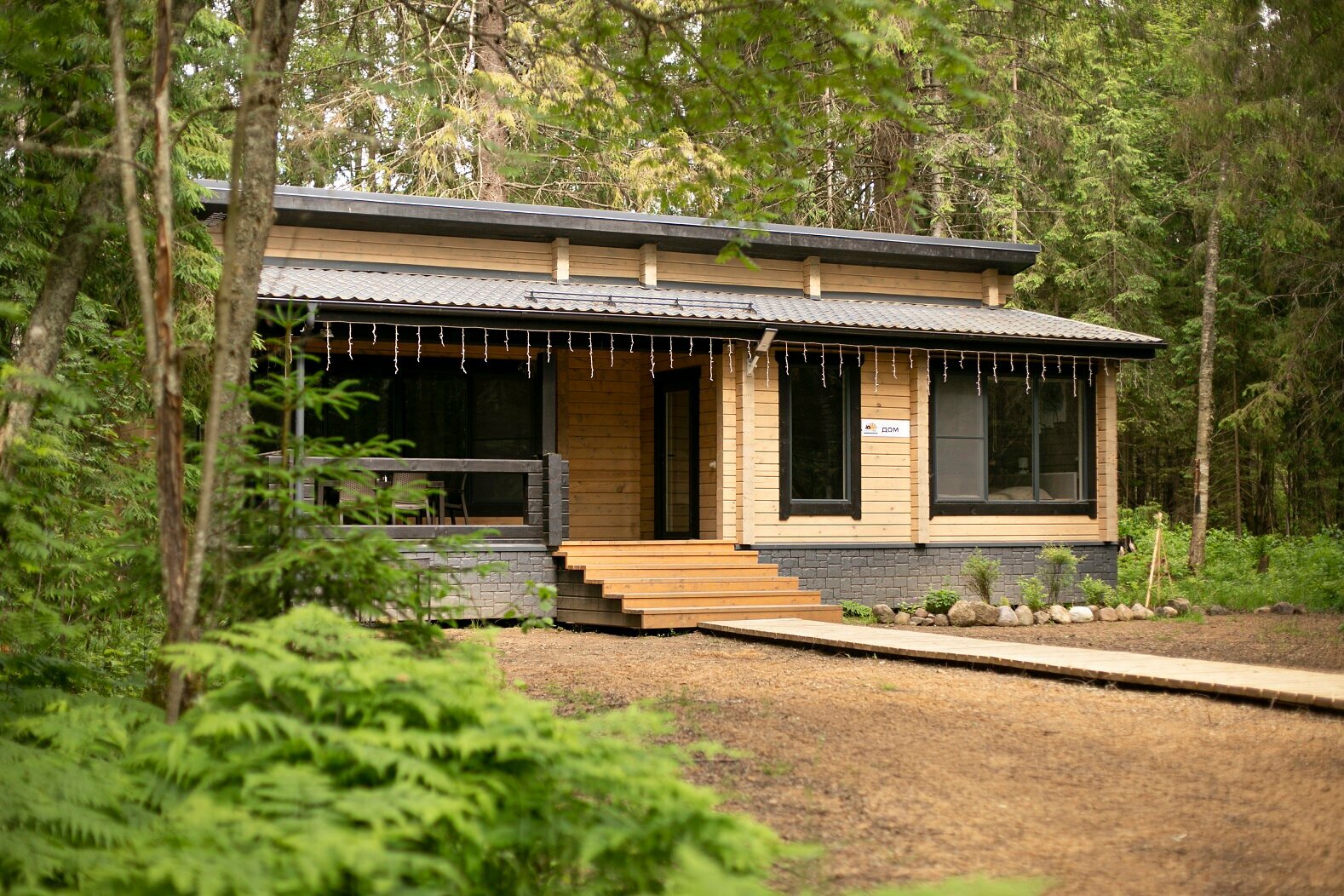 3 - Коттедж 2 спальни (6 мест)