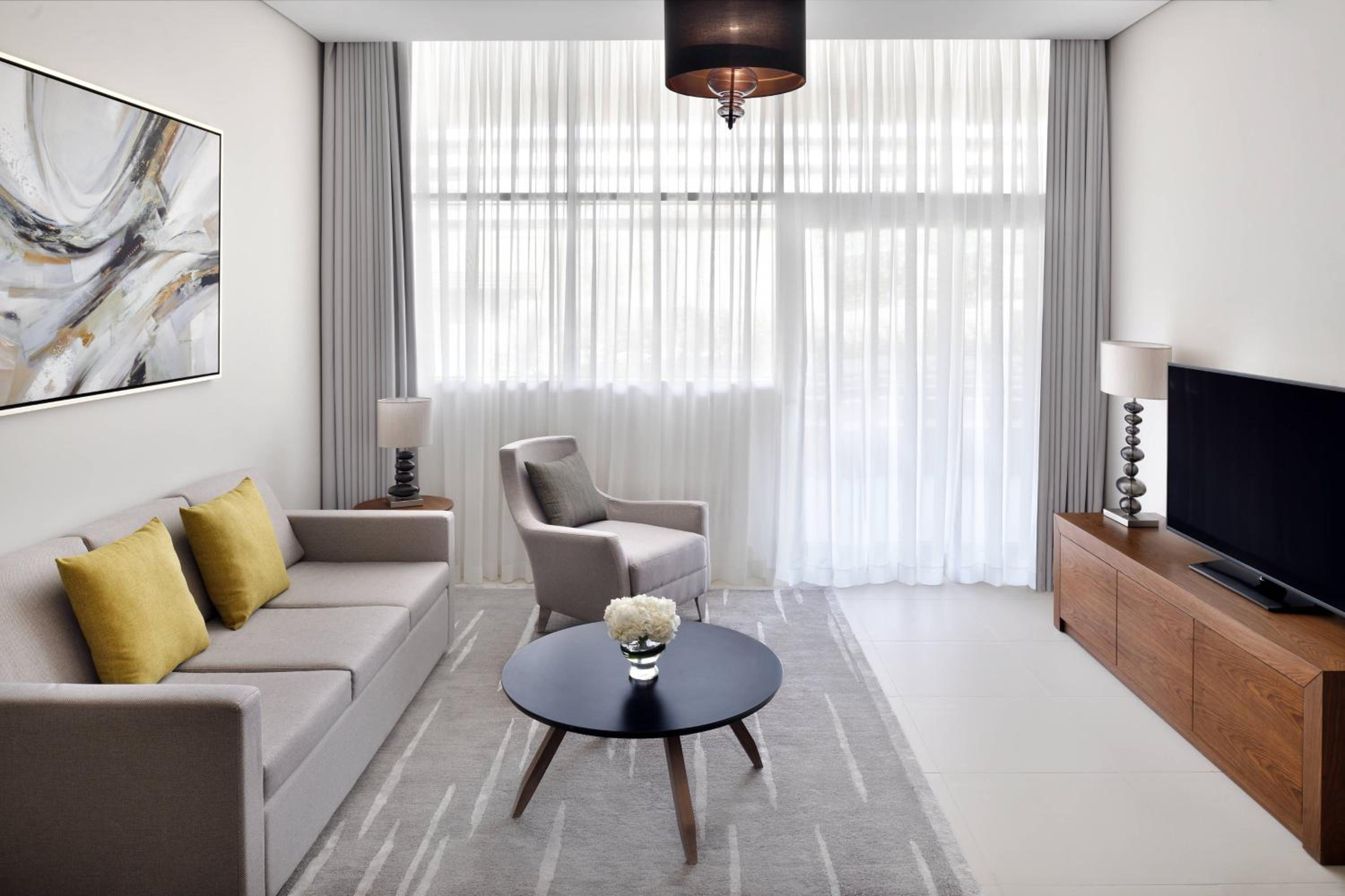 2 Bedroom Apartment, Bedroom 1: 1 King, Bedroom 2: 2 Double
