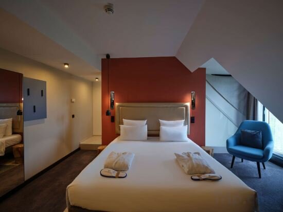 Superior Suite With City View