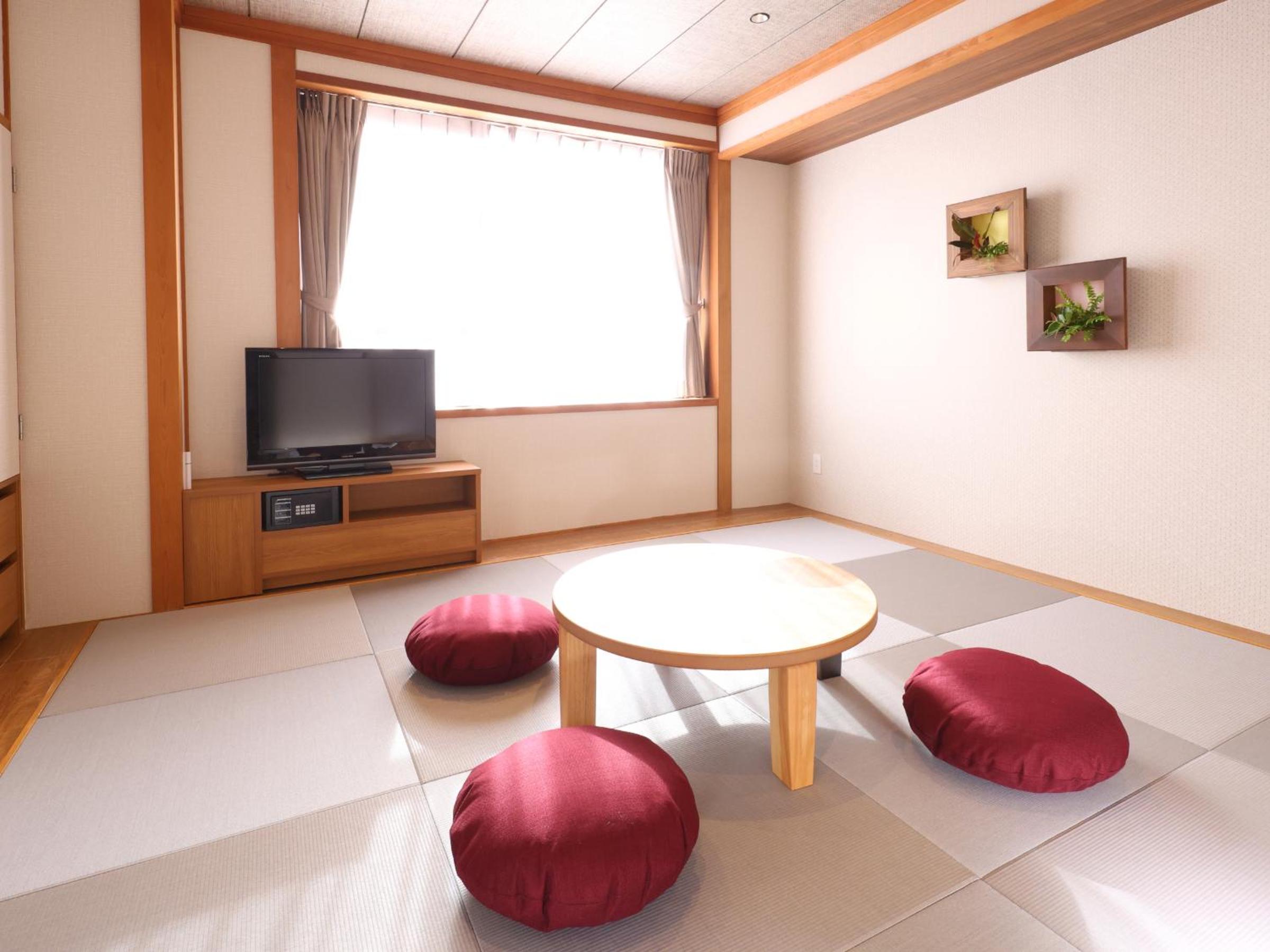 Deluxe Family Room