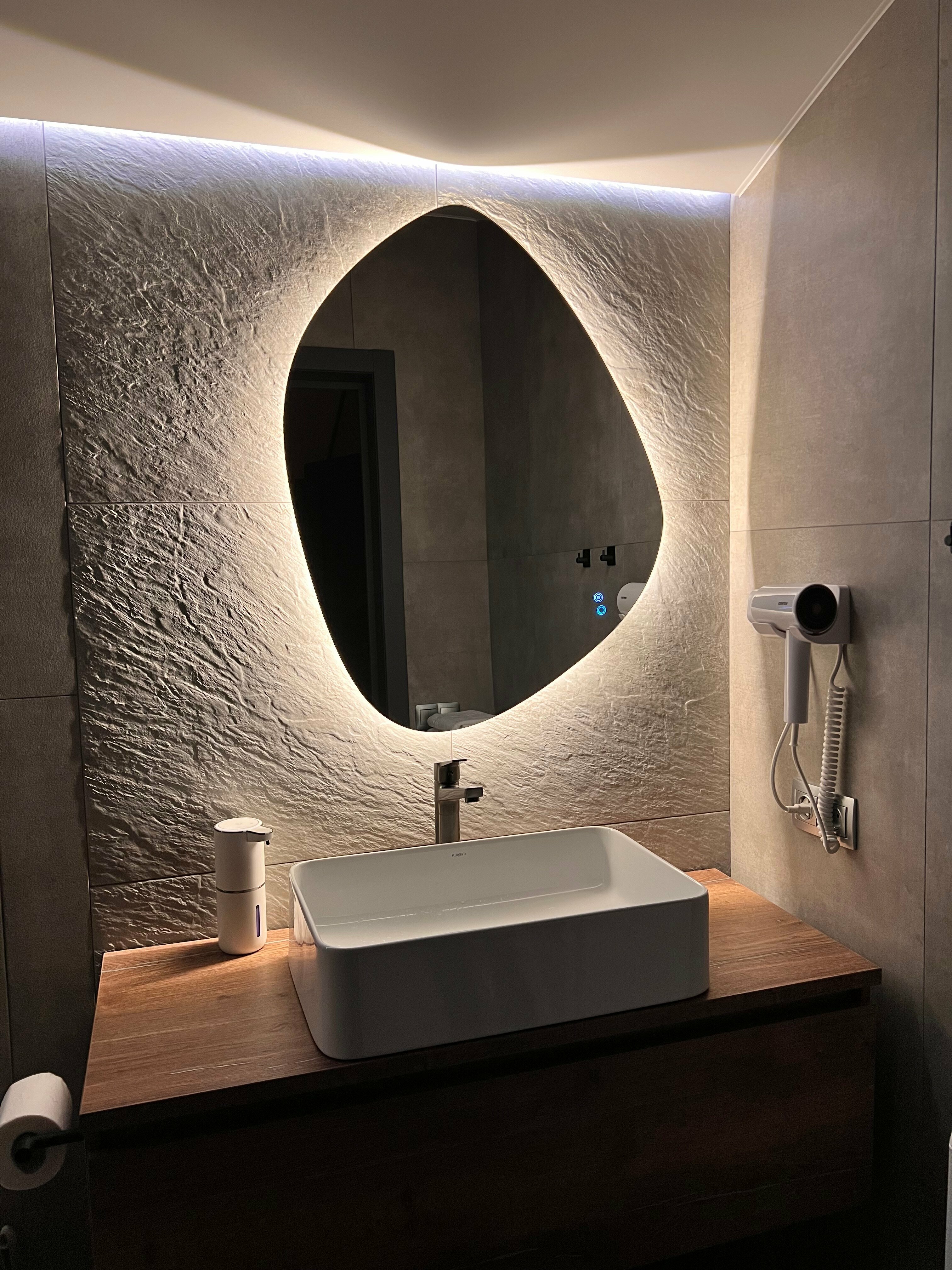 Семейный номер с видом на горы