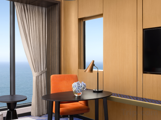 Superior King Room With Ocean View