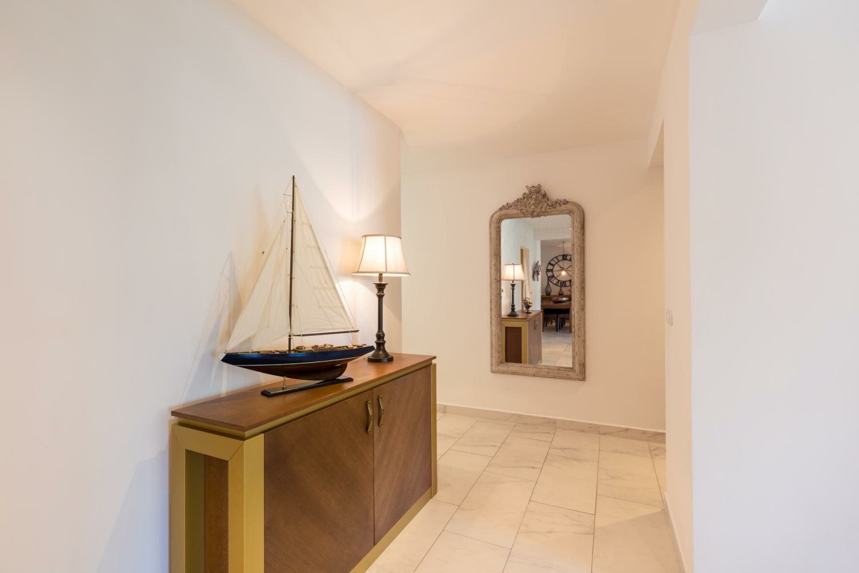 Three Bedroom Villa - Beach Front