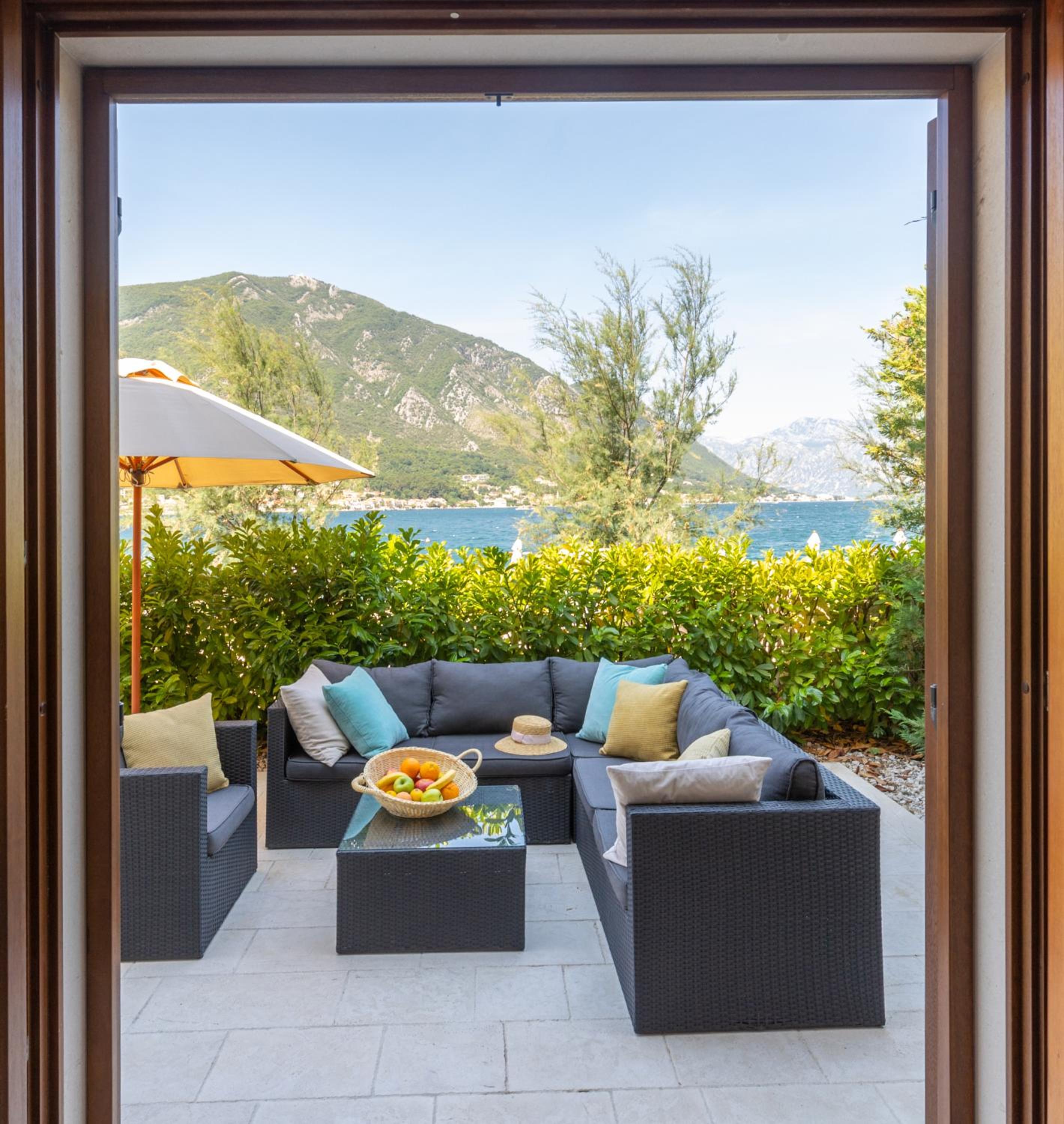 Three Bedroom Villa - Beach Front