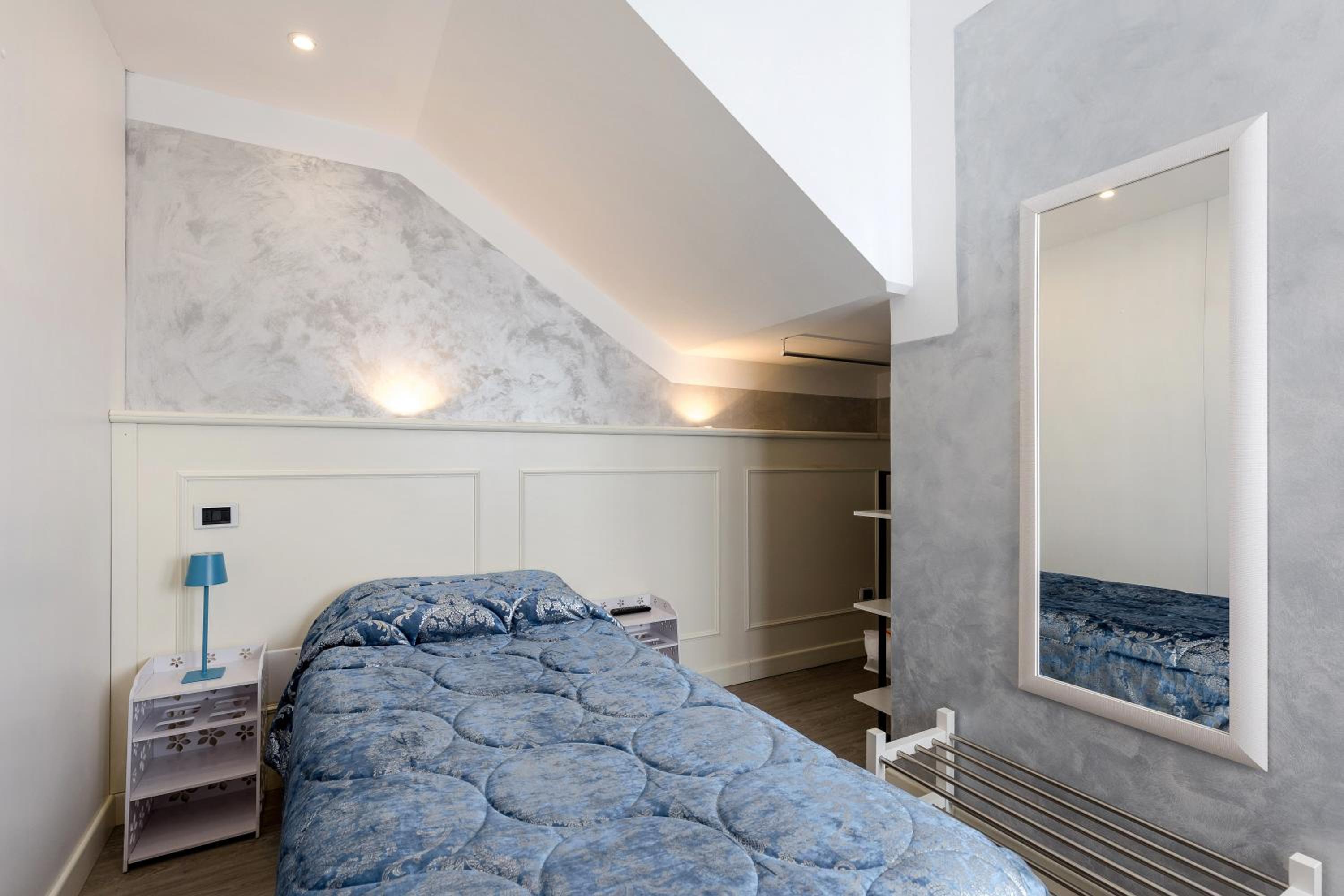 Single Room with Private Bathroom