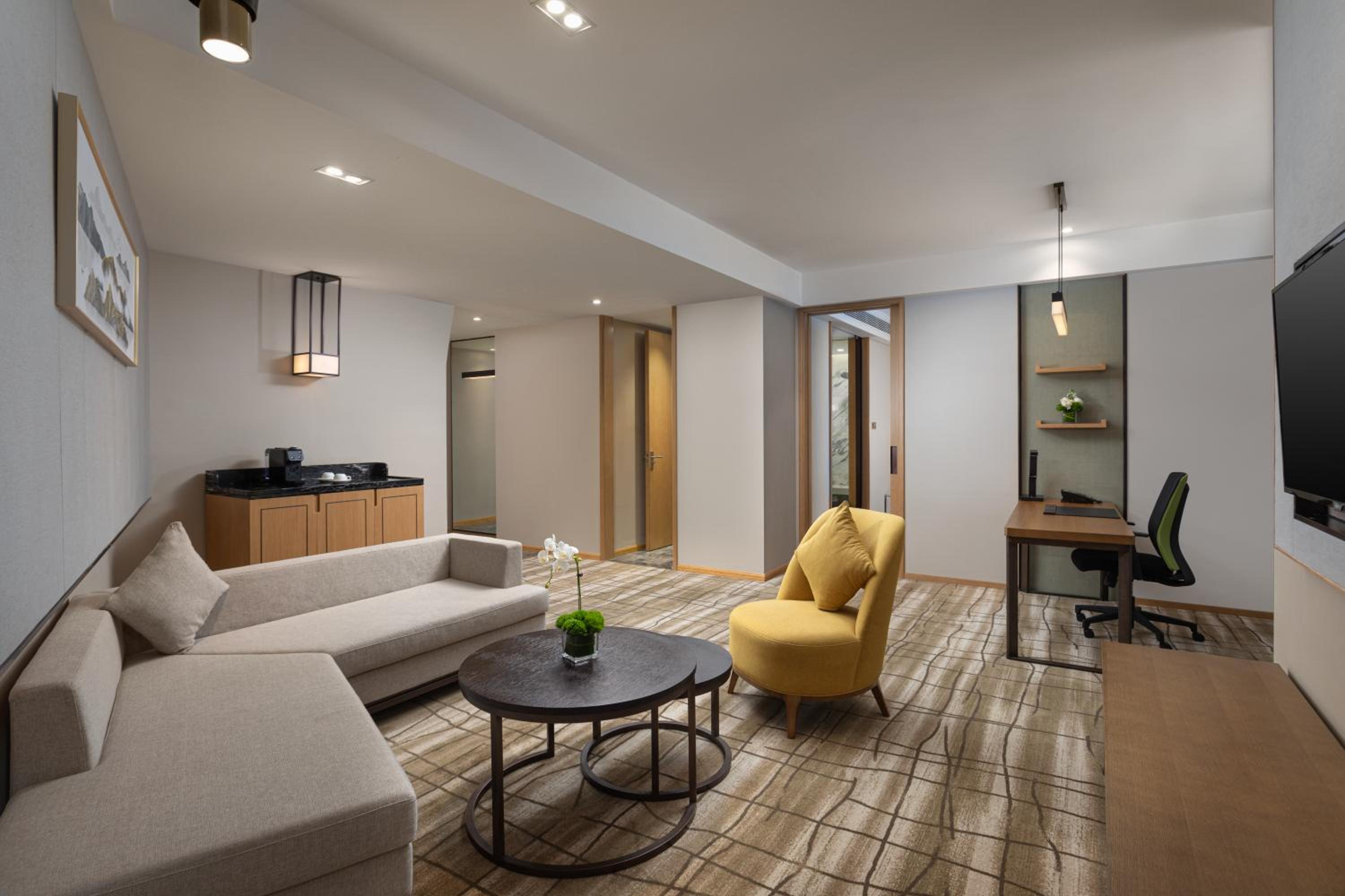 One-Bedroom Suite Smart Room