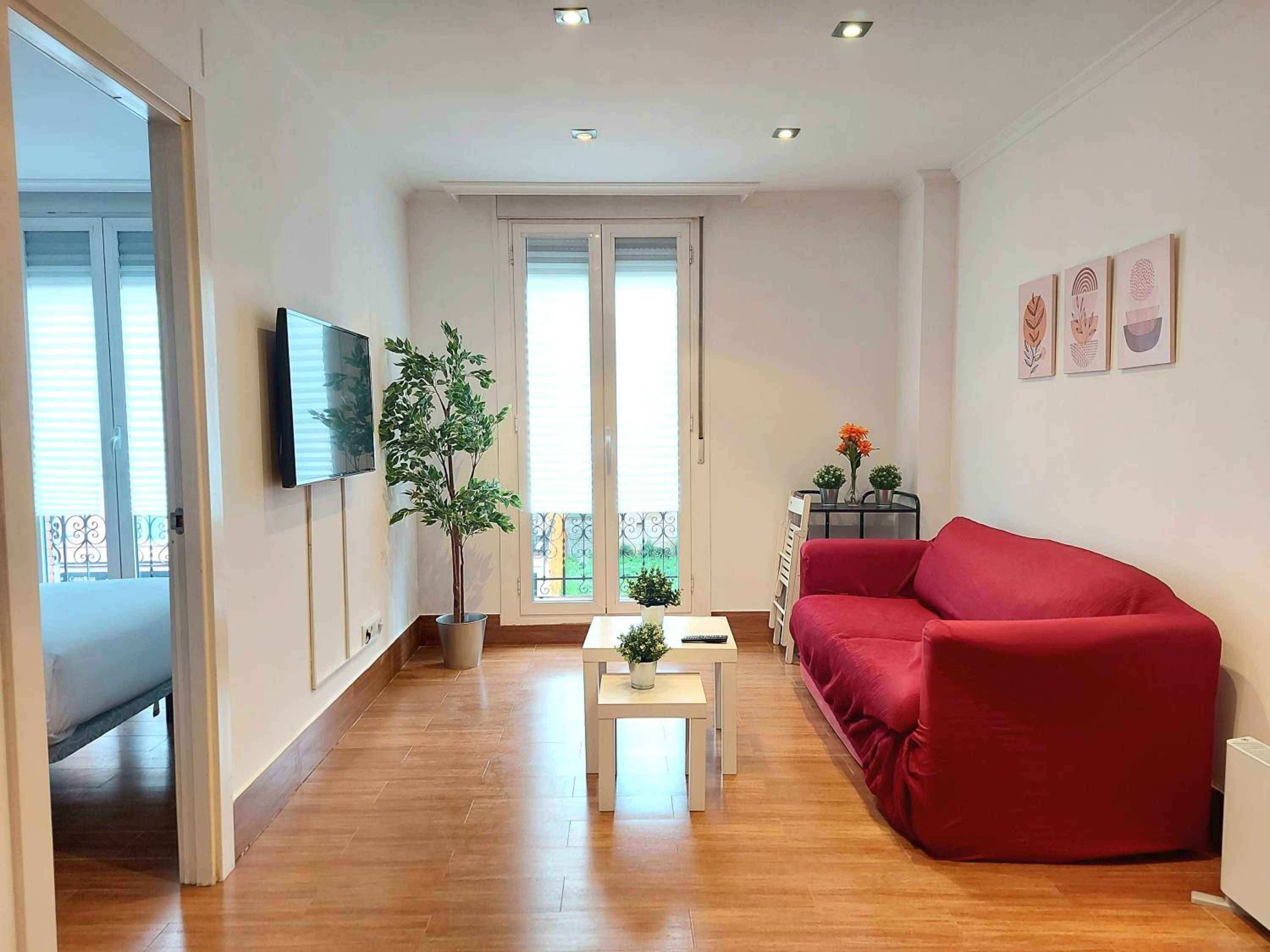 Apartment with Shower