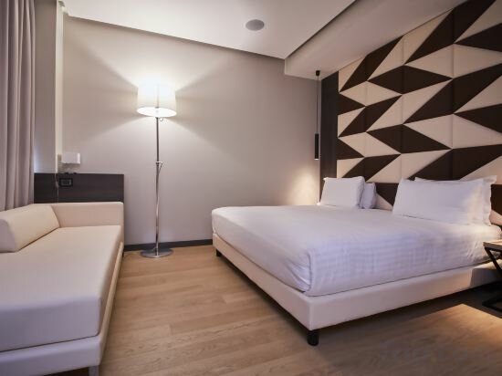 Deluxe Junior Suite